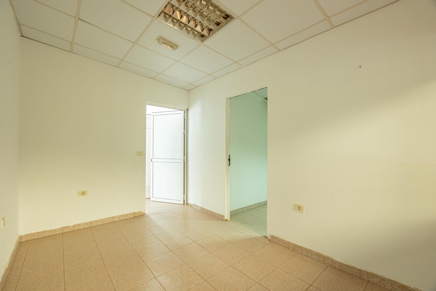 Naves-Venta-AgÃ¼imes-1722808-Foto-29