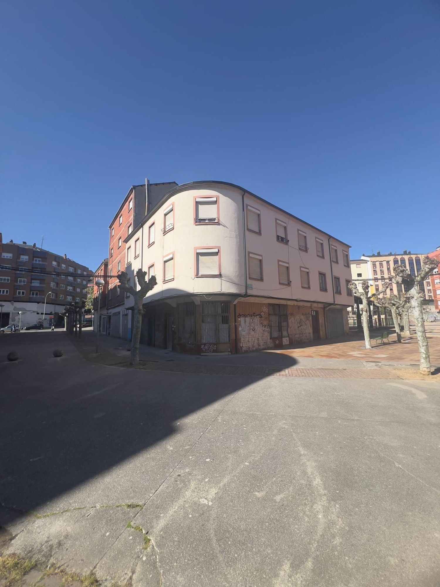 Edificios-Venta-Ponferrada-1716409