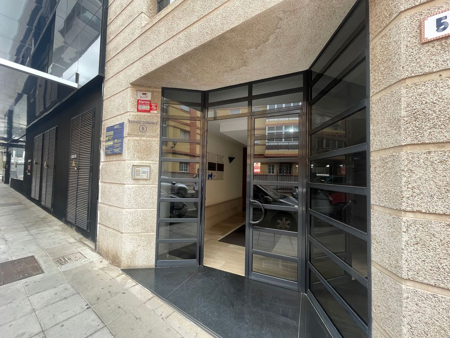 Oficinas-Venta-Telde-1834392-Foto-2