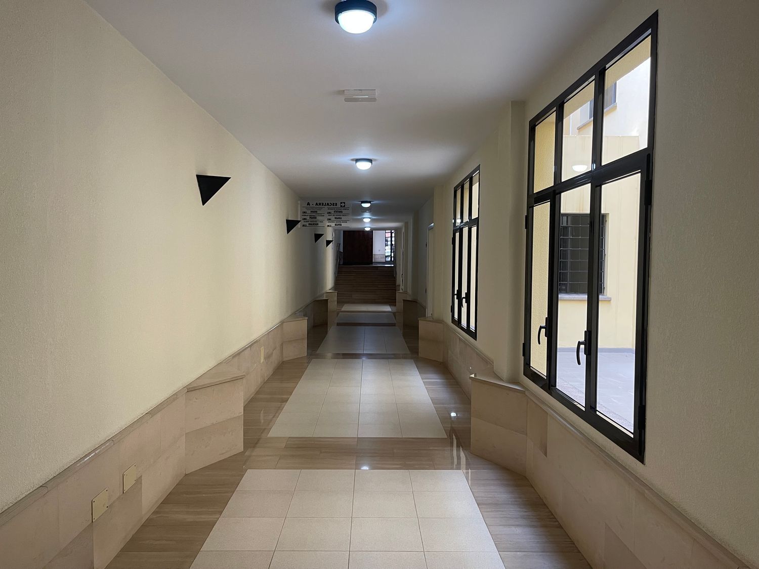 Oficinas-Venta-Telde-1834392-Foto-5
