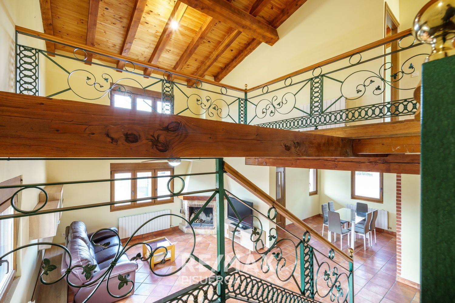 Casas o chalets-Venta-Aldeamayor de San MartÃ­n-1020414-Foto-2
