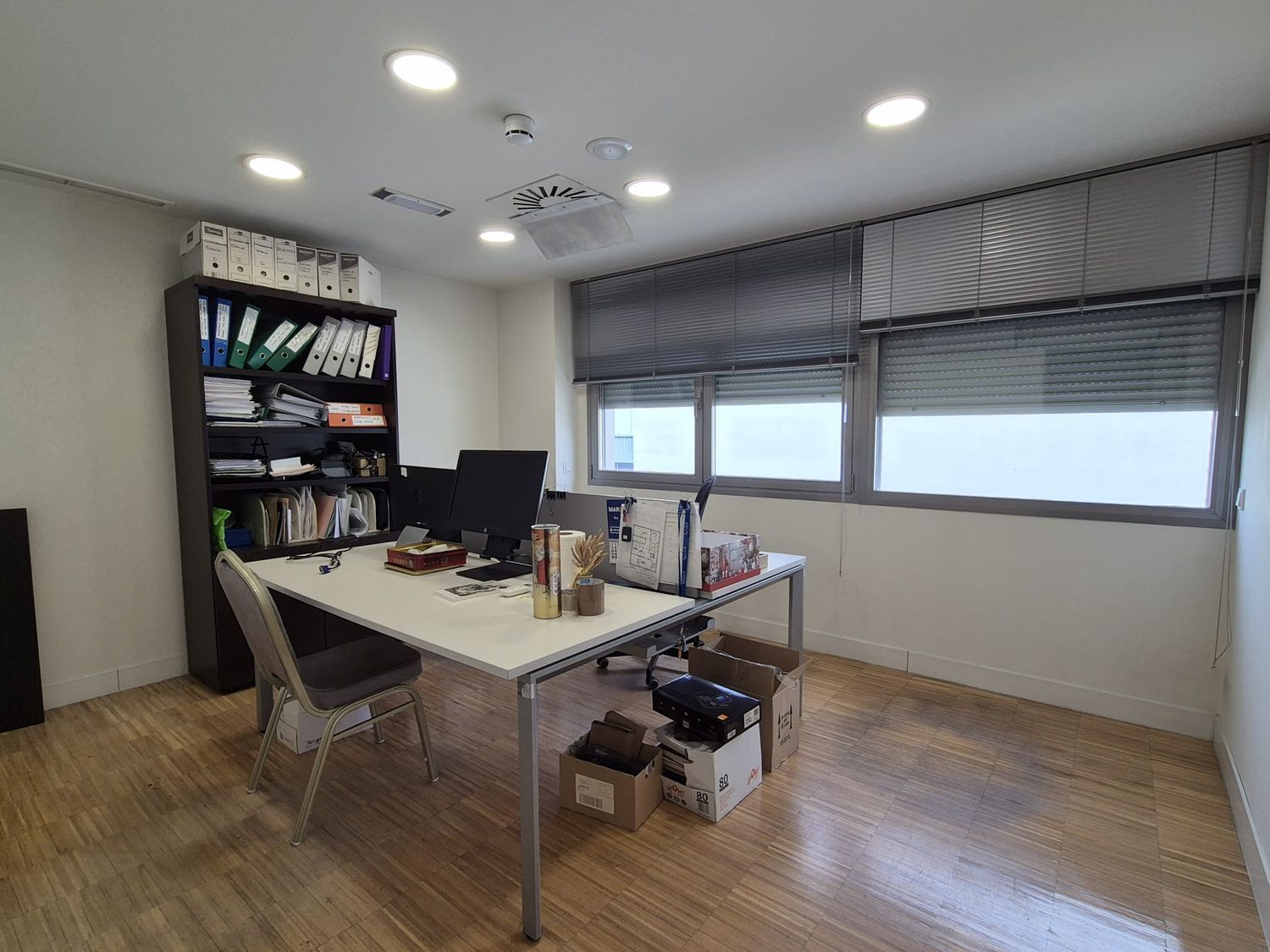 Oficinas-Alquiler-Villaviciosa de OdÃ³n-1835002-Foto-21