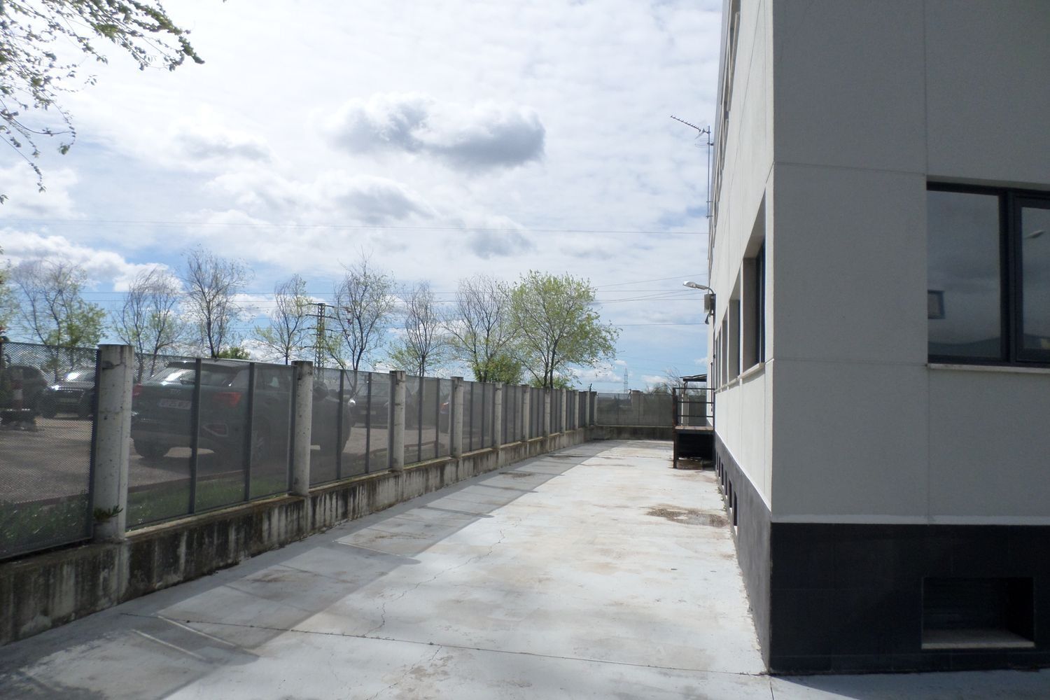 Naves-Venta-Villaviciosa de OdÃ³n-1722345-Foto-2