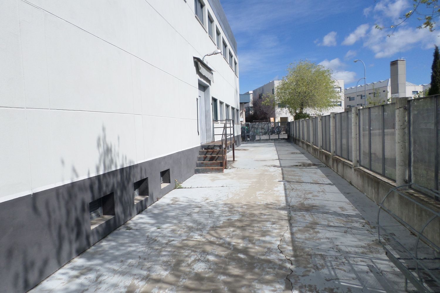 Naves-Venta-Villaviciosa de OdÃ³n-1722345-Foto-3