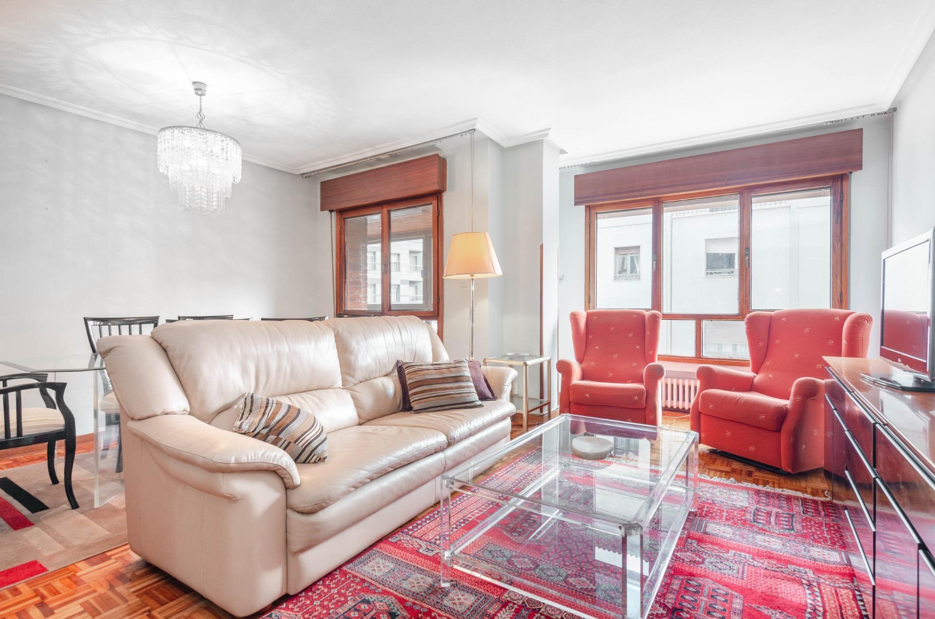 Pisos-Venta-Oviedo-1835077-Foto-2