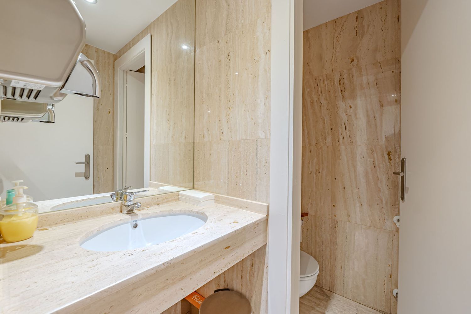 Oficinas-Venta-Madrid-1639759-Foto-51