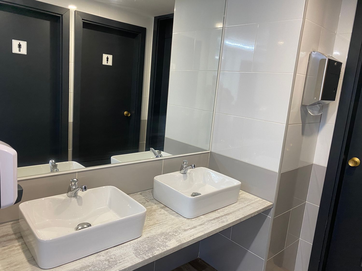 Negocios-Venta-Pozuelo de AlarcÃ³n-1026586-Foto-17