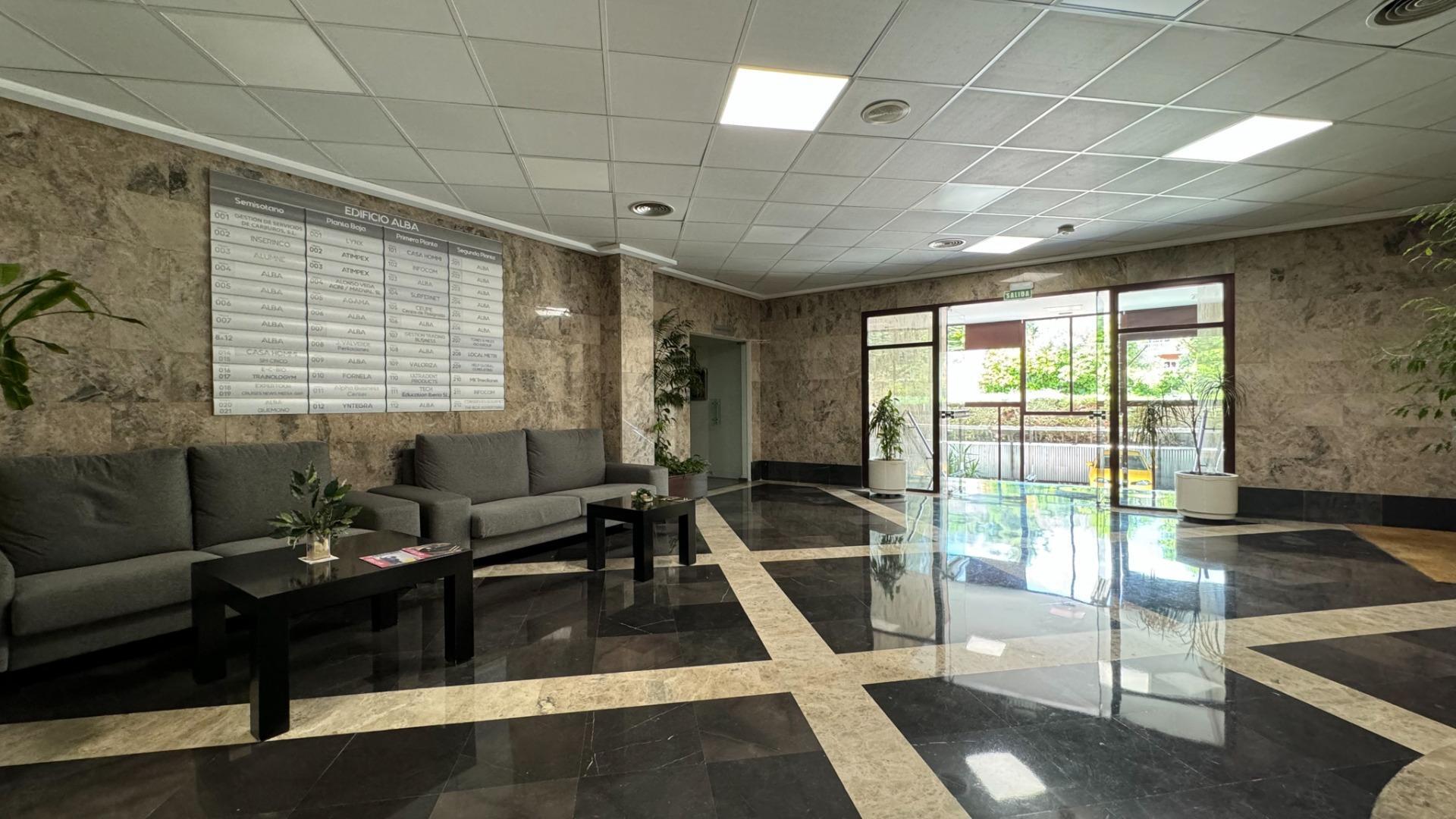 Oficinas-Venta-Las Rozas de Madrid-1133280-Foto-4