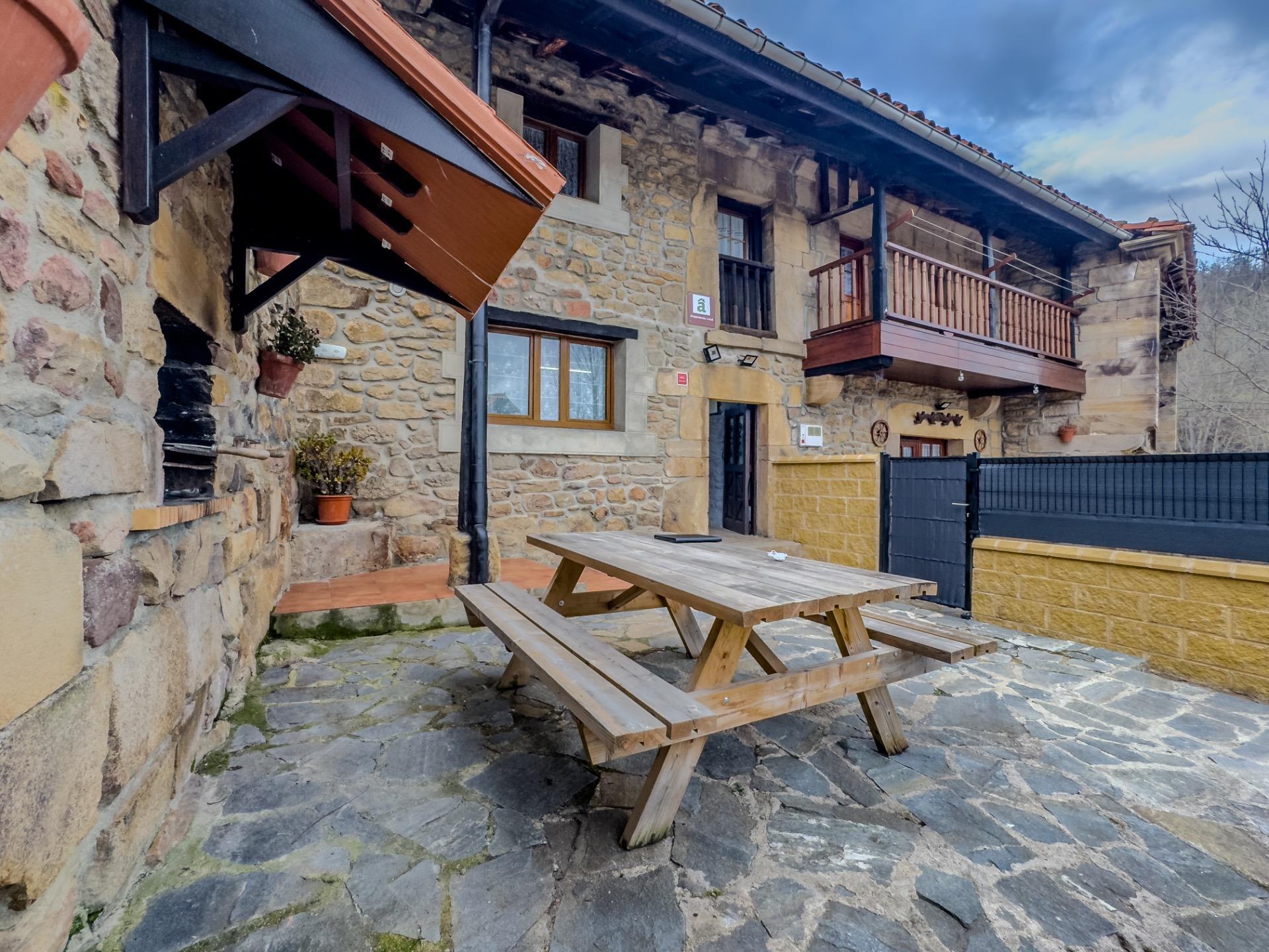 Casas o chalets-Venta-Polaciones-1641620