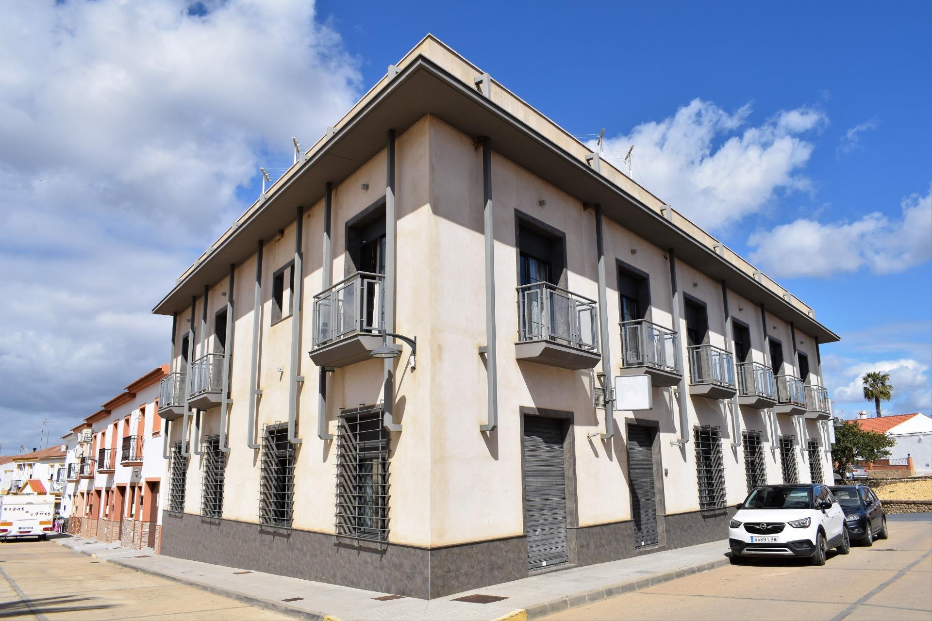 Edificios-Venta-San BartolomÃ© de la Torre-1836470-Foto-5