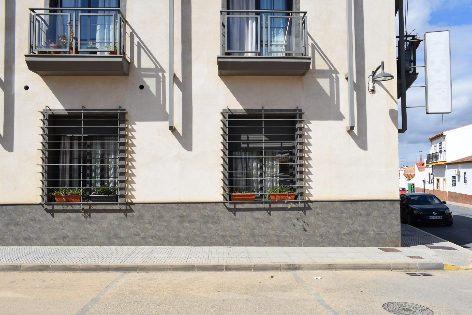 Edificios-Venta-San BartolomÃ© de la Torre-1836470-Foto-9
