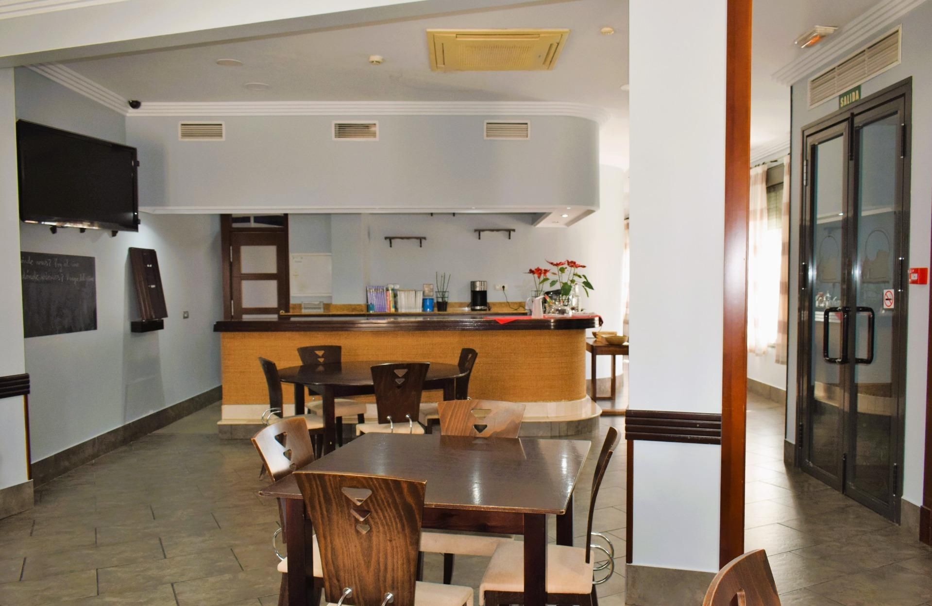 Edificios-Venta-San BartolomÃ© de la Torre-1836470-Foto-16