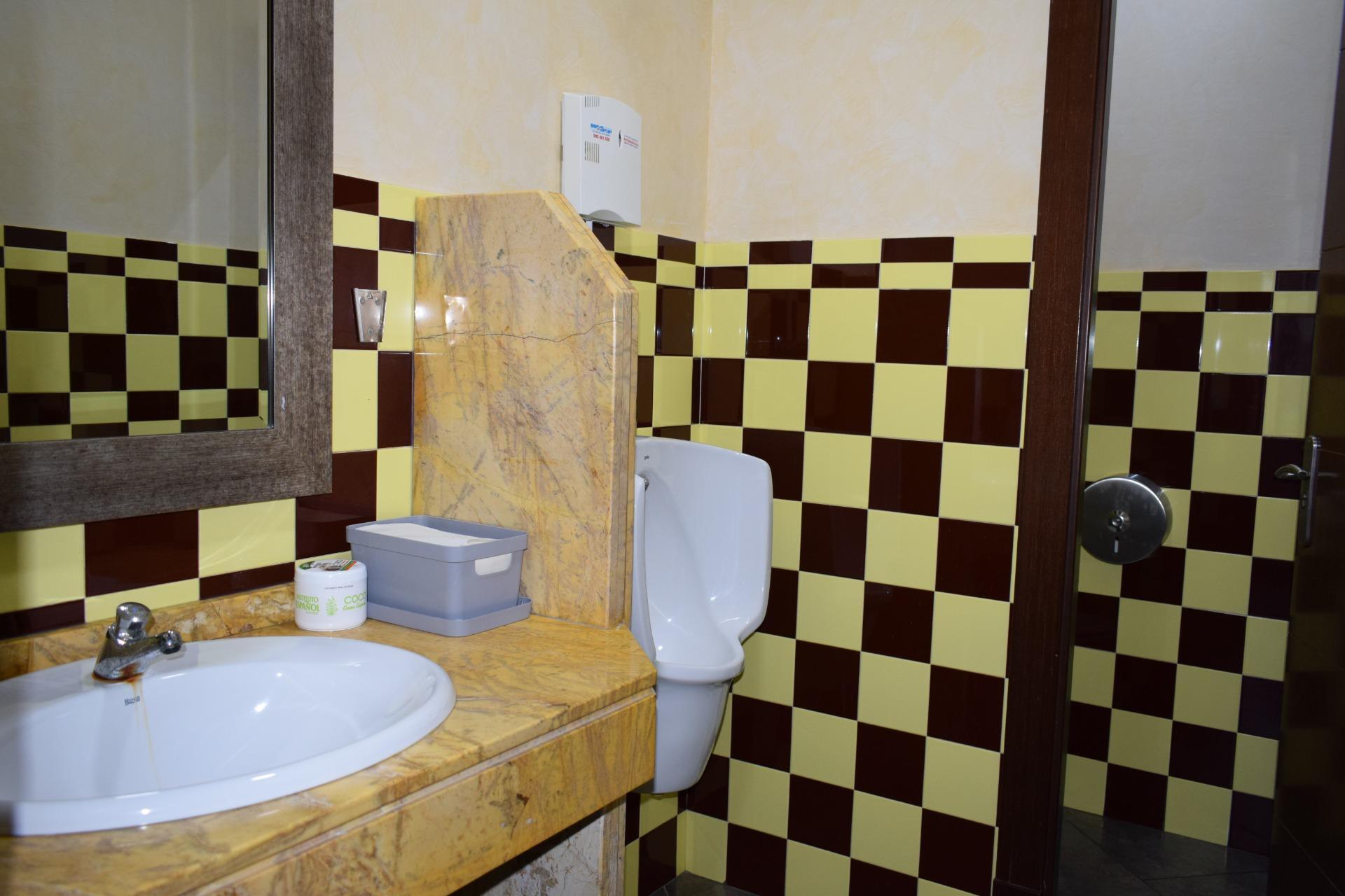 Edificios-Venta-San BartolomÃ© de la Torre-1836470-Foto-55