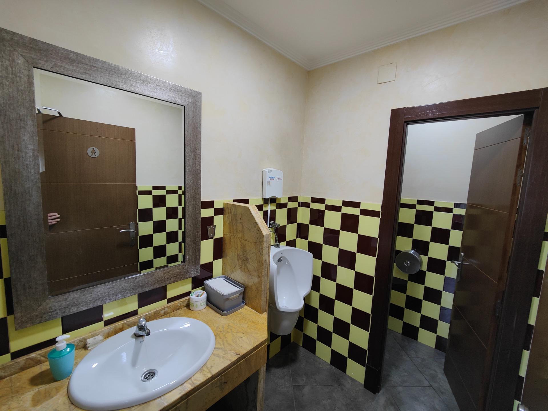Edificios-Venta-San BartolomÃ© de la Torre-1836470-Foto-54