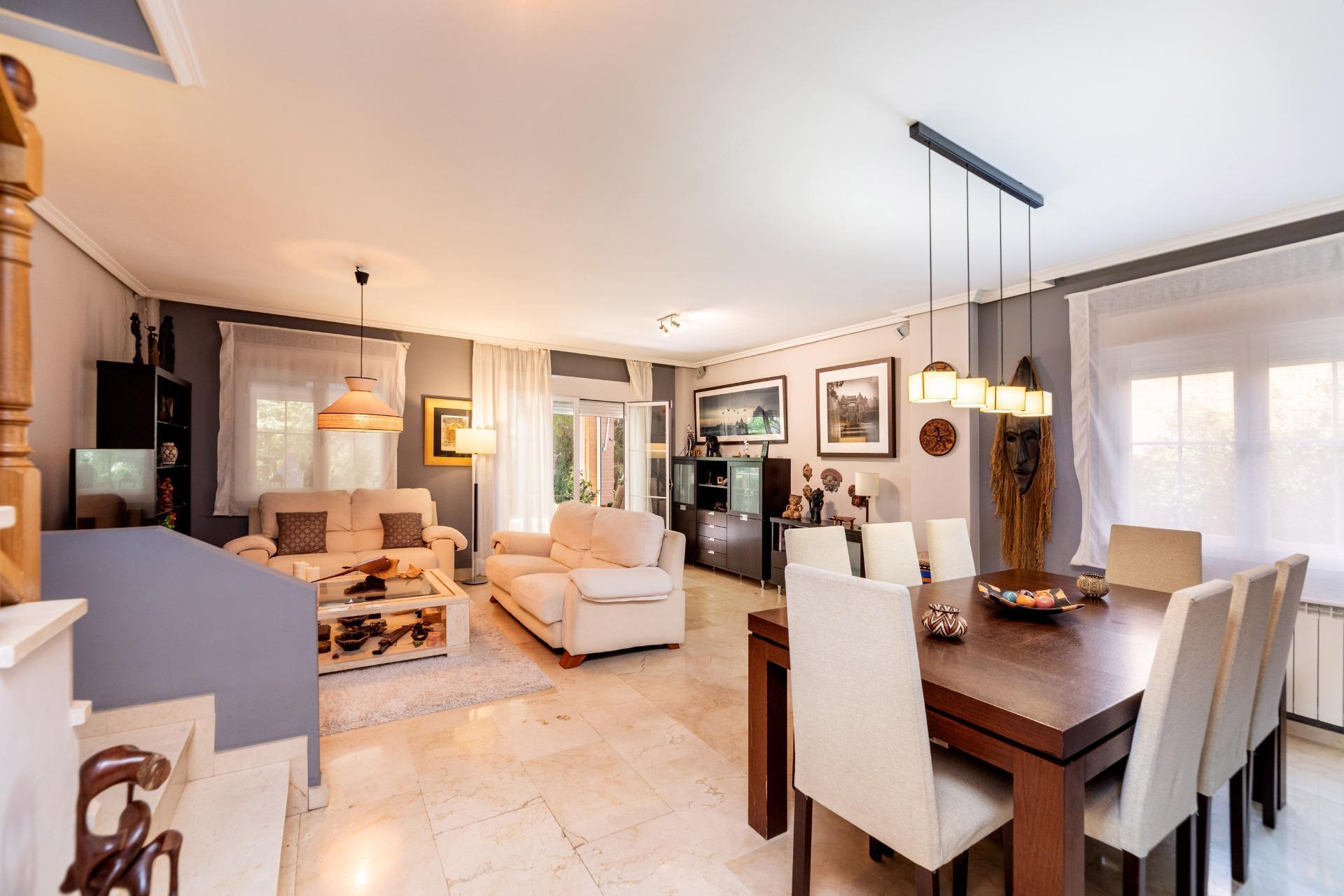 Casas o chalets-Venta-Villaviciosa de OdÃ³n-1836500-Foto-4