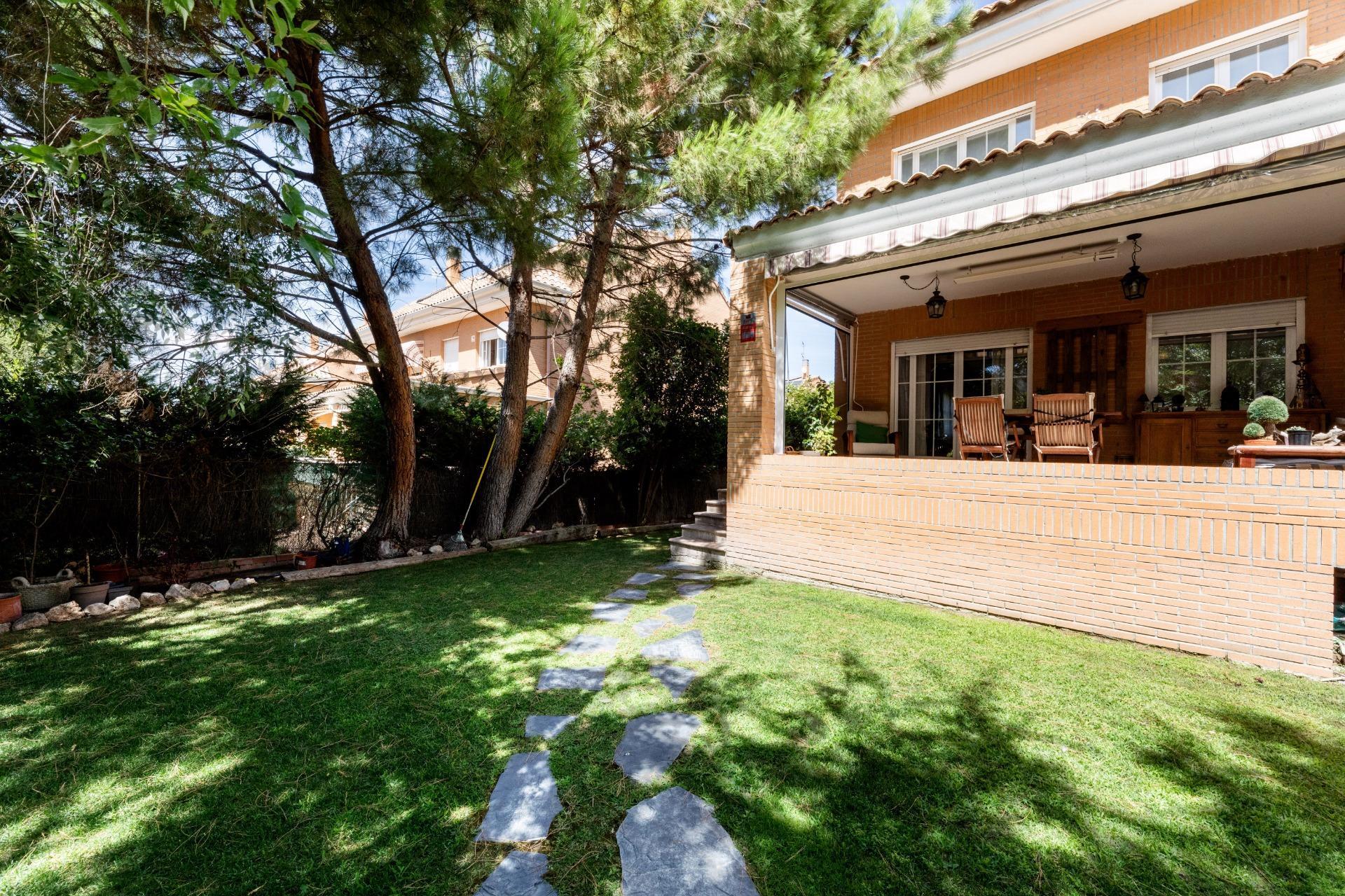 Casas o chalets-Venta-Villaviciosa de OdÃ³n-1836500-Foto-12