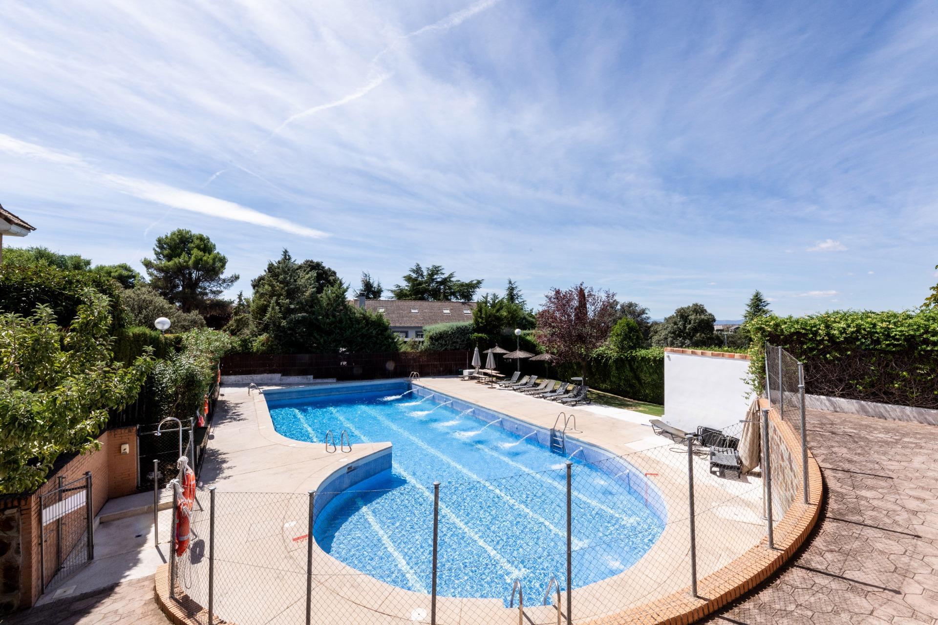 Casas o chalets-Venta-Villaviciosa de OdÃ³n-1836500-Foto-37