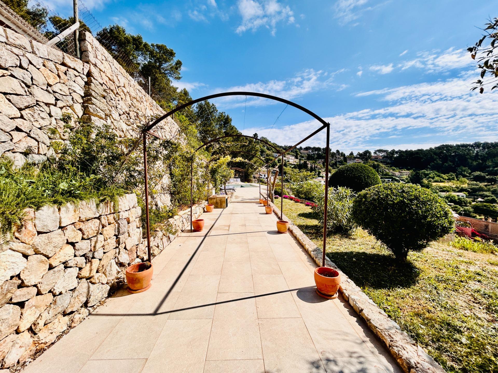 Industrial en alquiler  Galilea  25/30