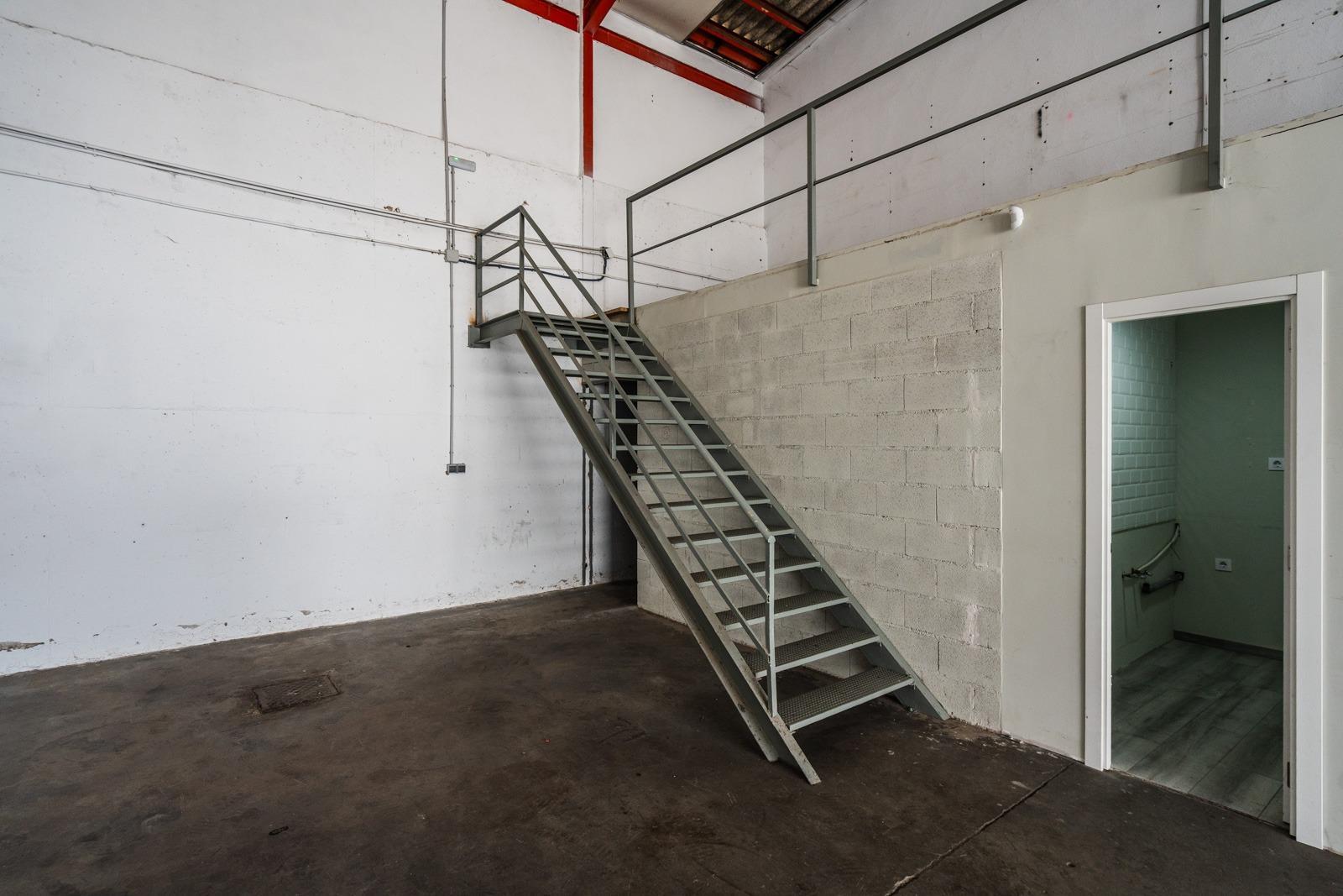 Naves-Venta-Coslada-1706946-Foto-11