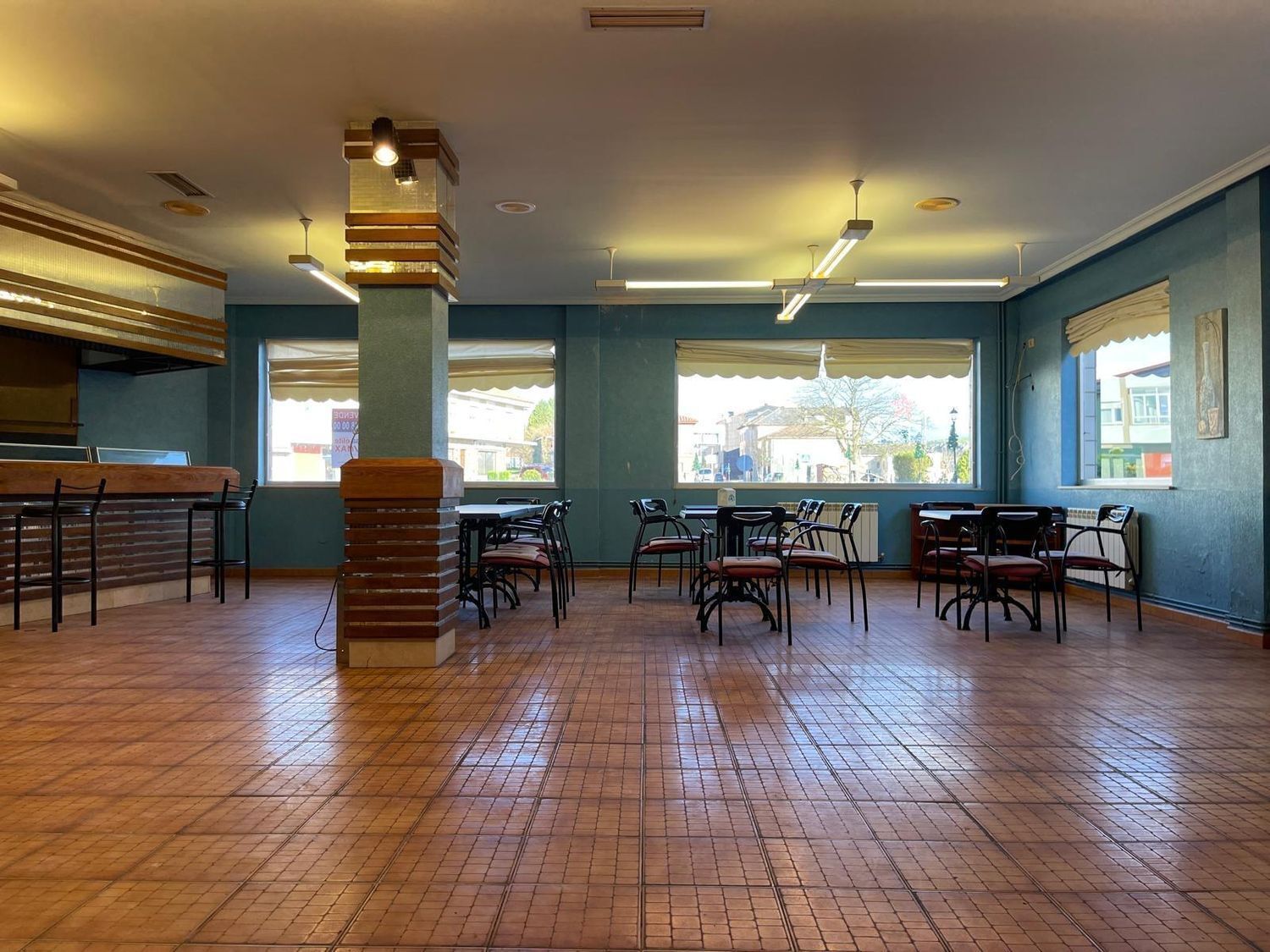 Edificios-Venta-Salas-1731790-Foto-8
