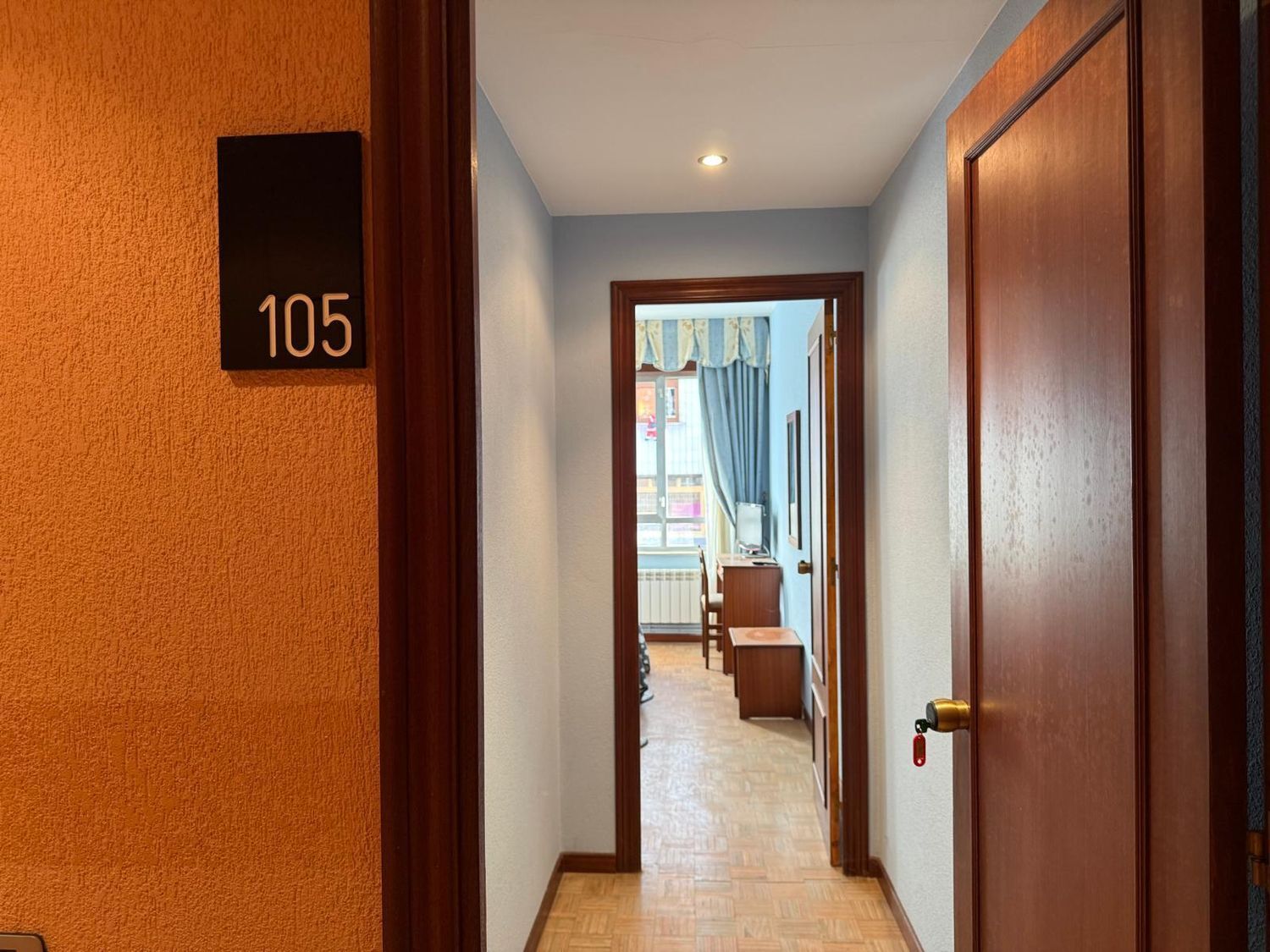 Edificios-Venta-Salas-1731790-Foto-18