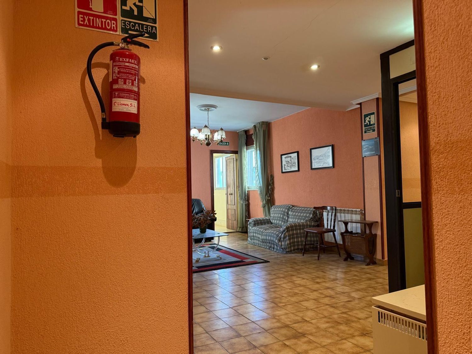 Edificios-Venta-Salas-1731790-Foto-55