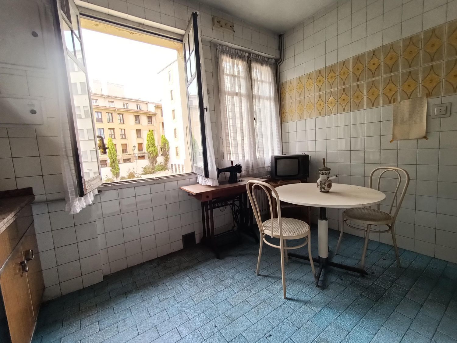 Edificios-Venta-Oviedo-1030692-Foto-91
