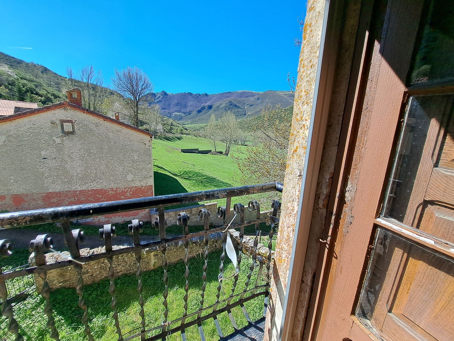 Casas o chalets-Venta-Cármenes-1080517