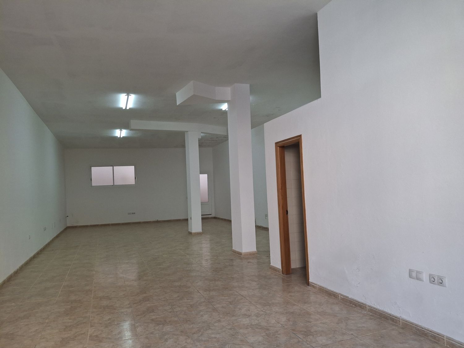 Negocios-Alquiler-Puerto del Rosario-1837339-Foto-2