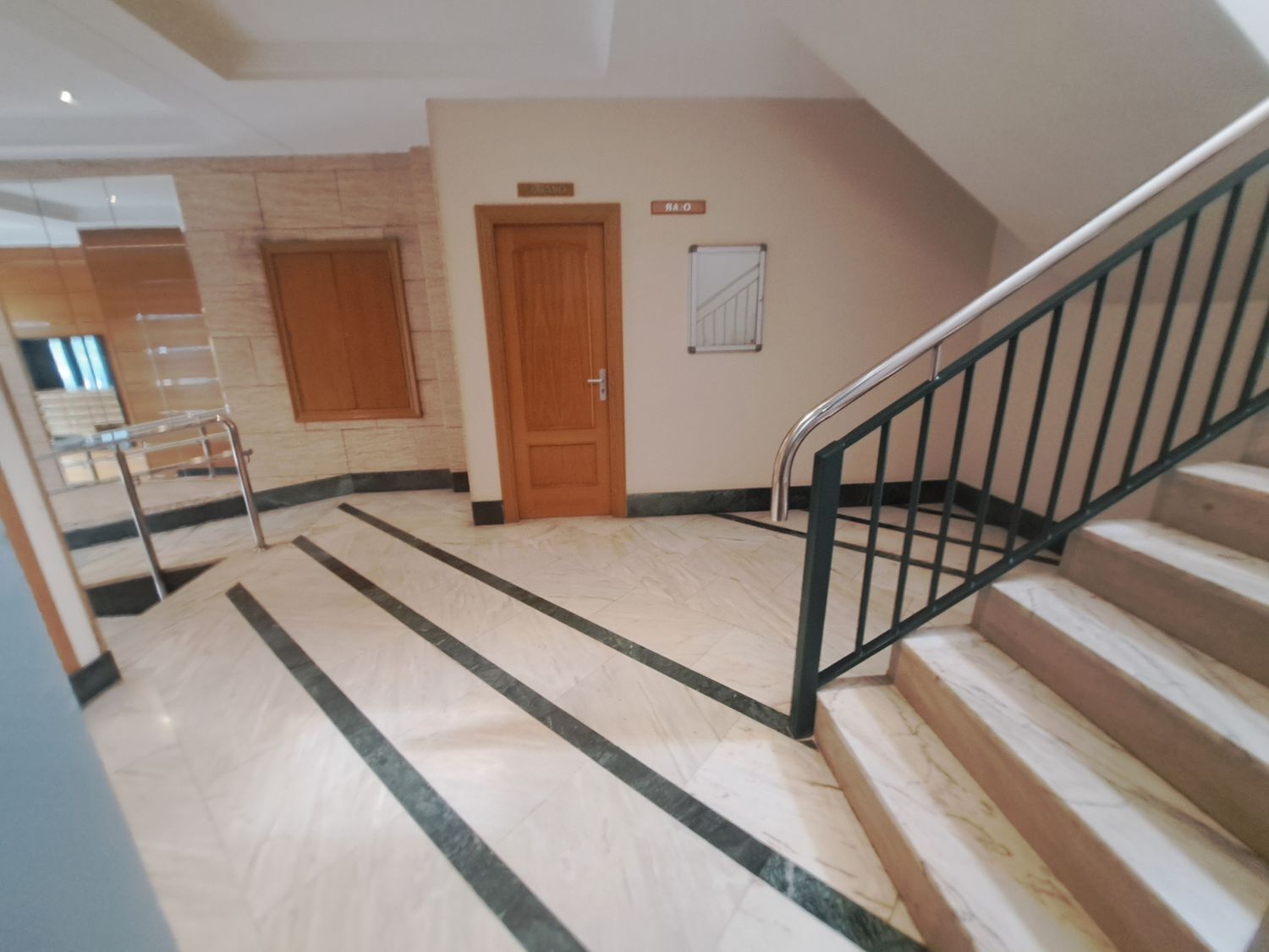 Pisos-Venta-CistÃ©rniga-1834924-Foto-47