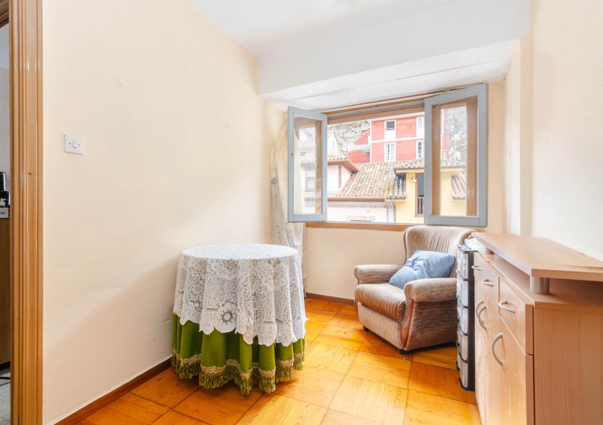 Pisos-Venta-Cudillero-1749352-Foto-2