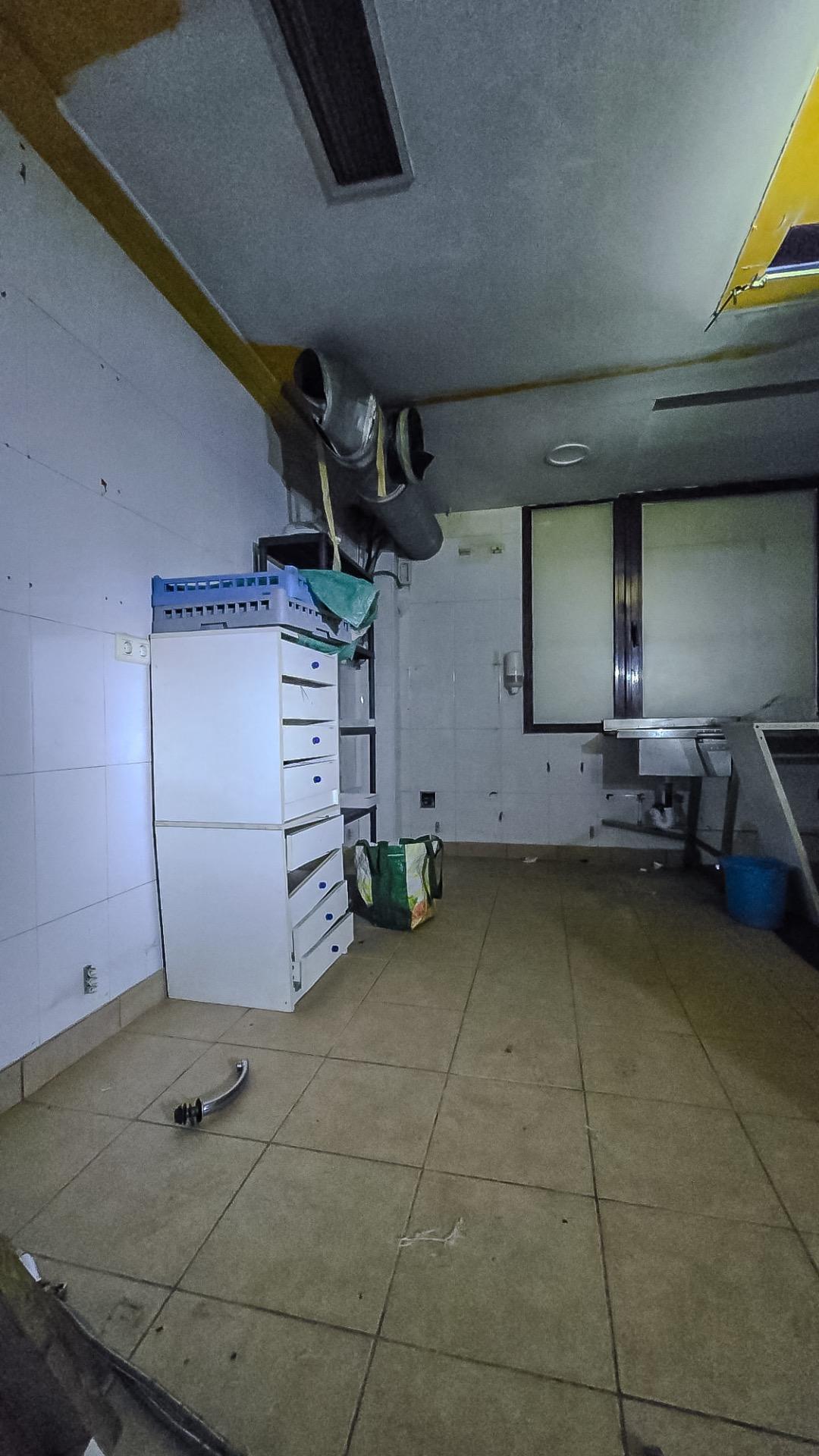 Naves-Venta-Santander-1535617-Foto-54