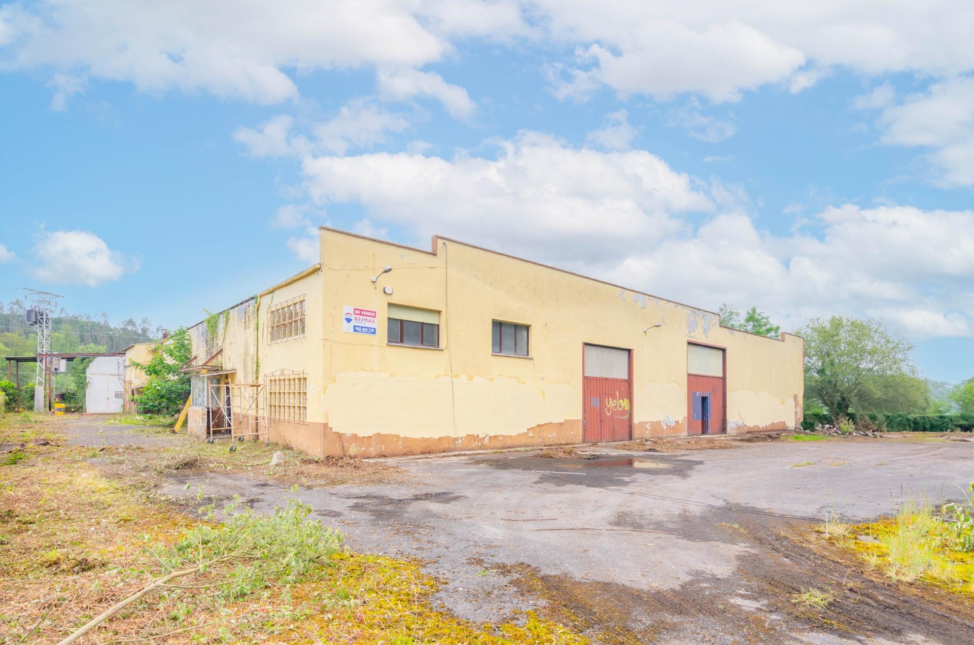 Naves-Venta-Piloña-2090363