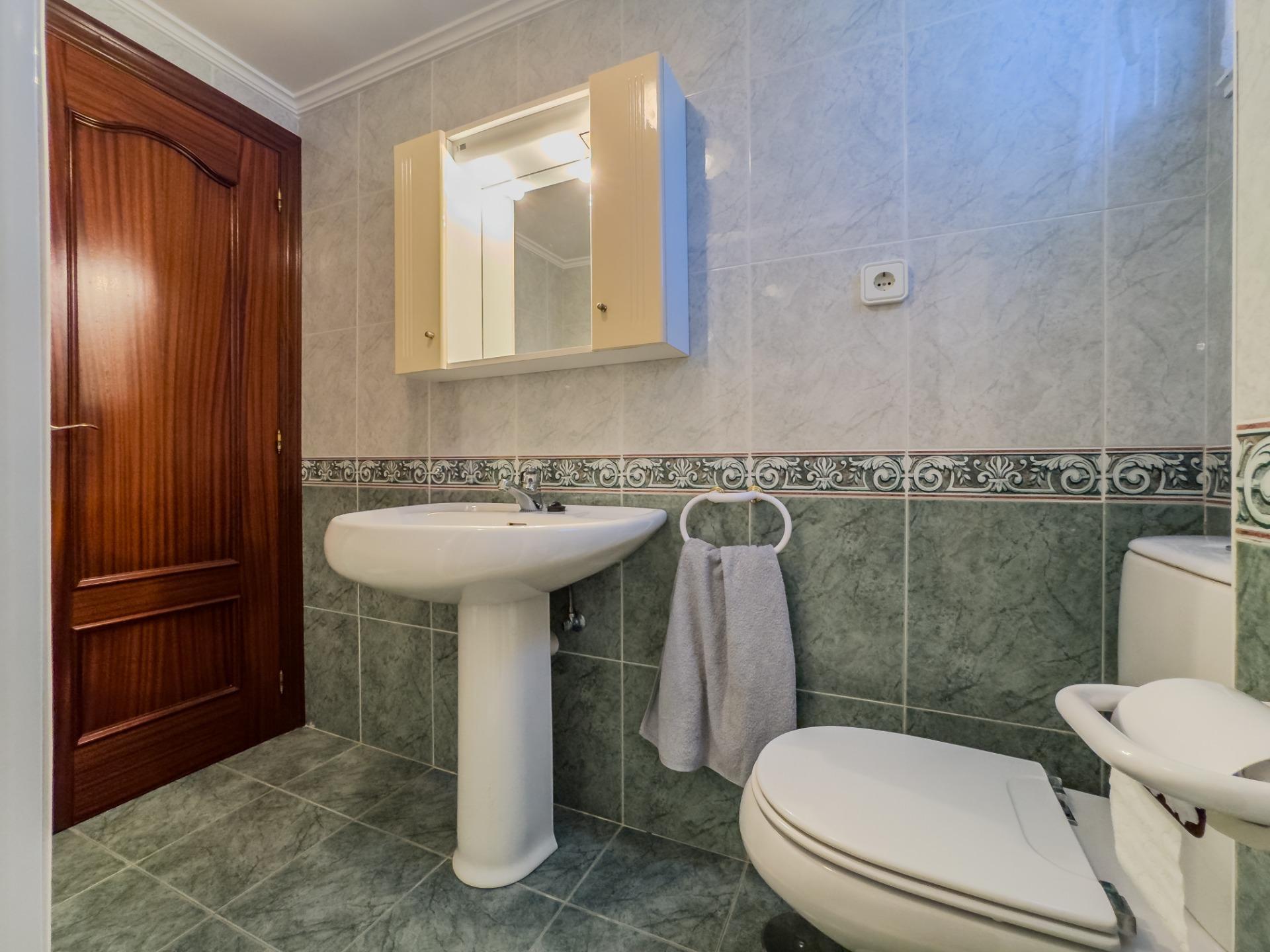 Pisos-Venta-Arnuero-1747030-Foto-42