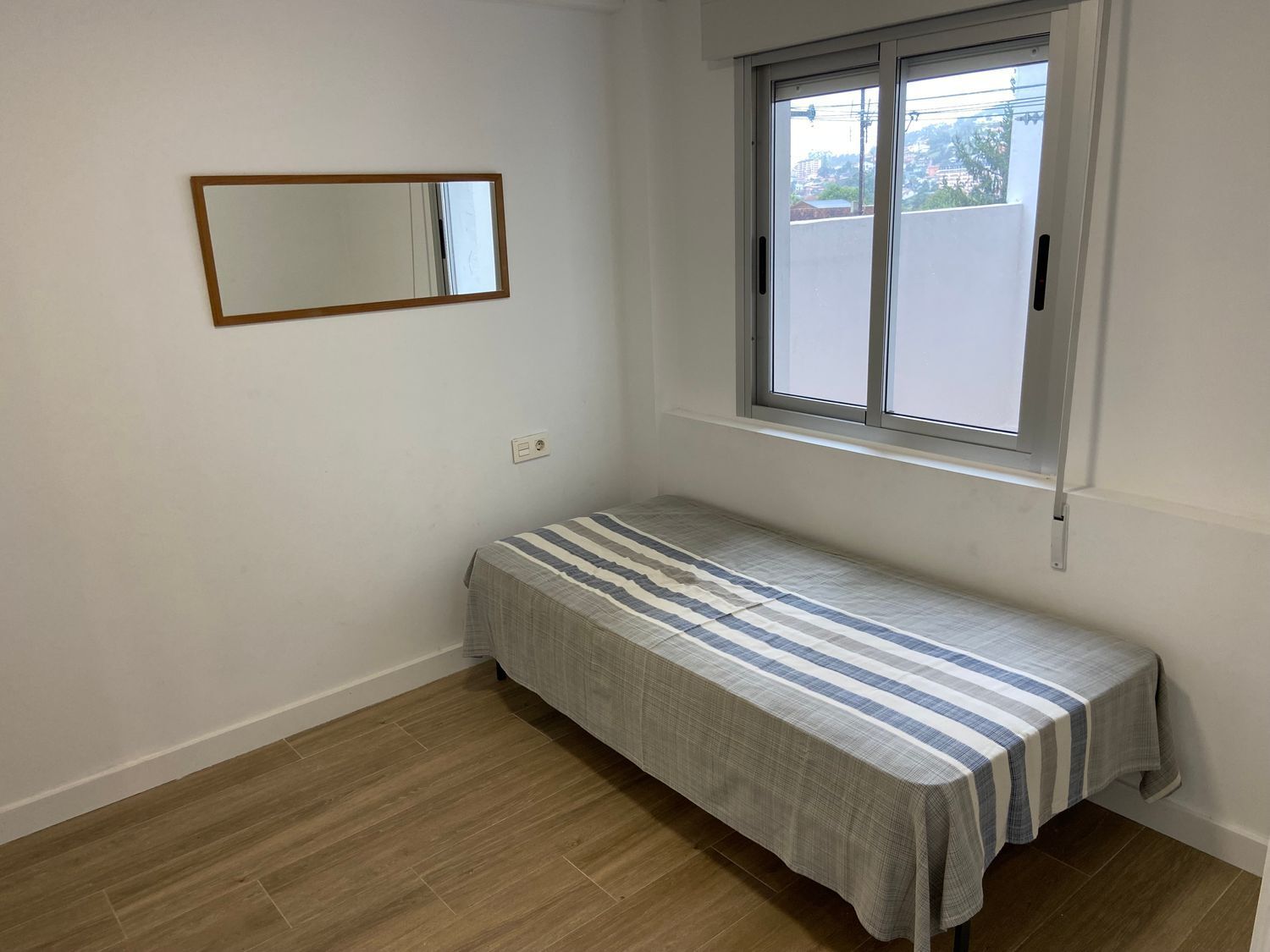Piso en venta  calle RU JUAN BAUTISTA ANDRADE, Pontevedra  26/37