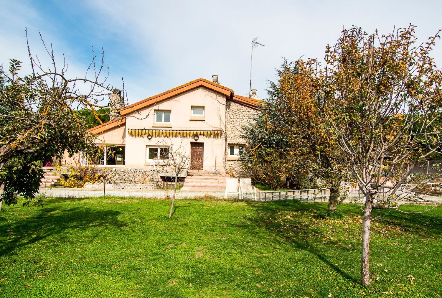 Casas o chalets-Venta-Laguna de Duero-1839360
