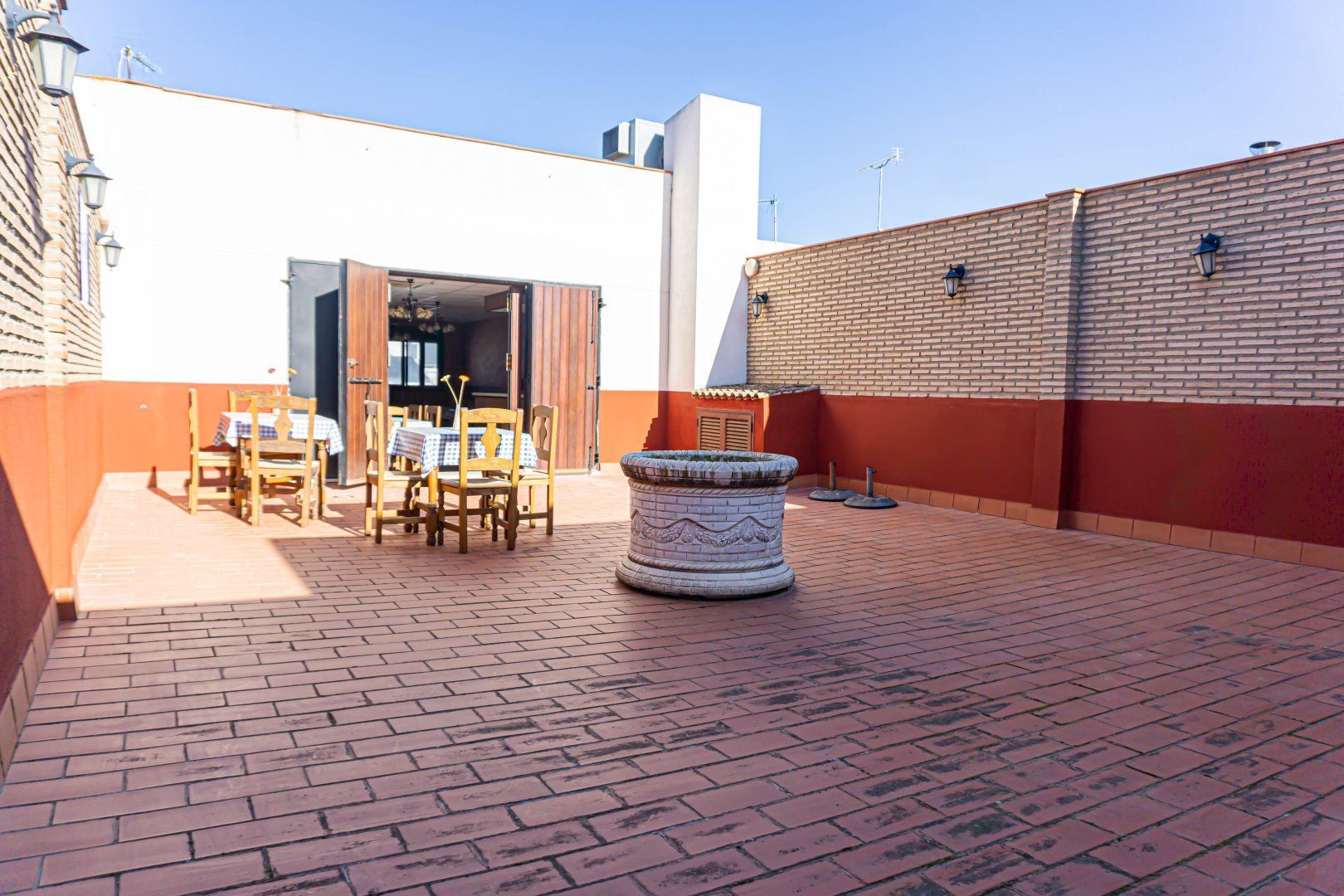 Negocios-Venta-La Puebla del Rio-1462746-Foto-25