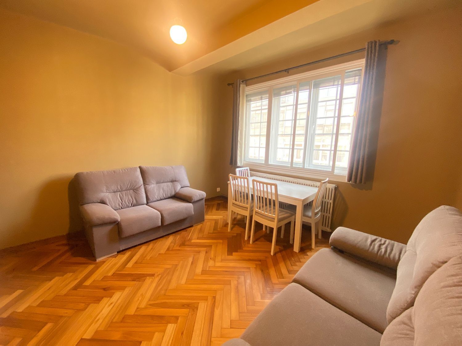 Piso en alquiler  Santiago de Compostela  1/1