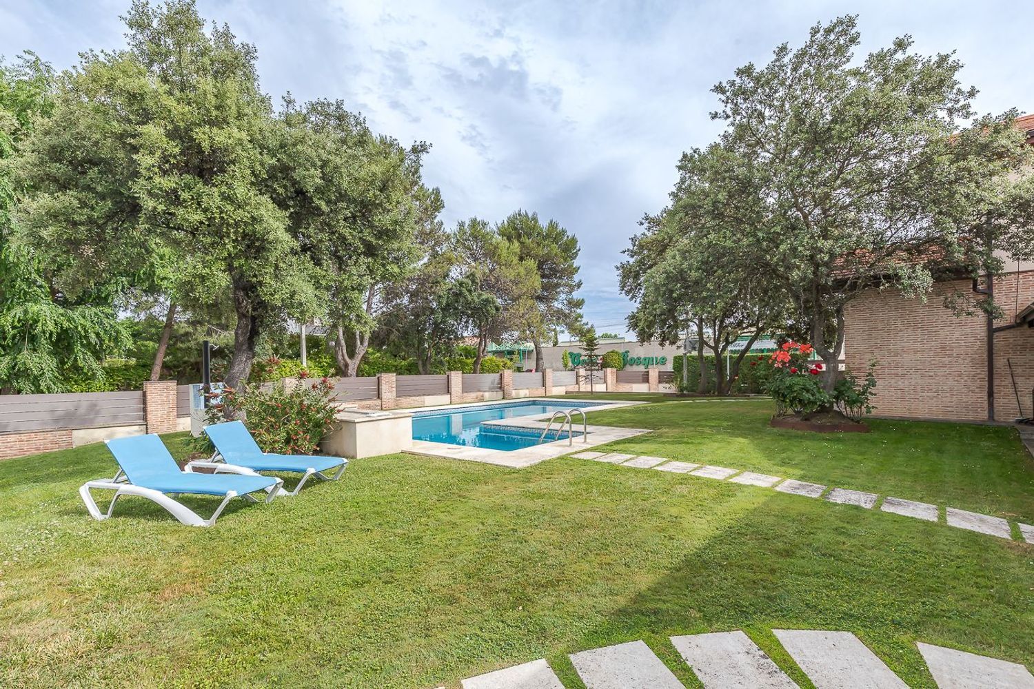 Casas o chalets-Venta-Villaviciosa de OdÃ³n-1838054-Foto-3