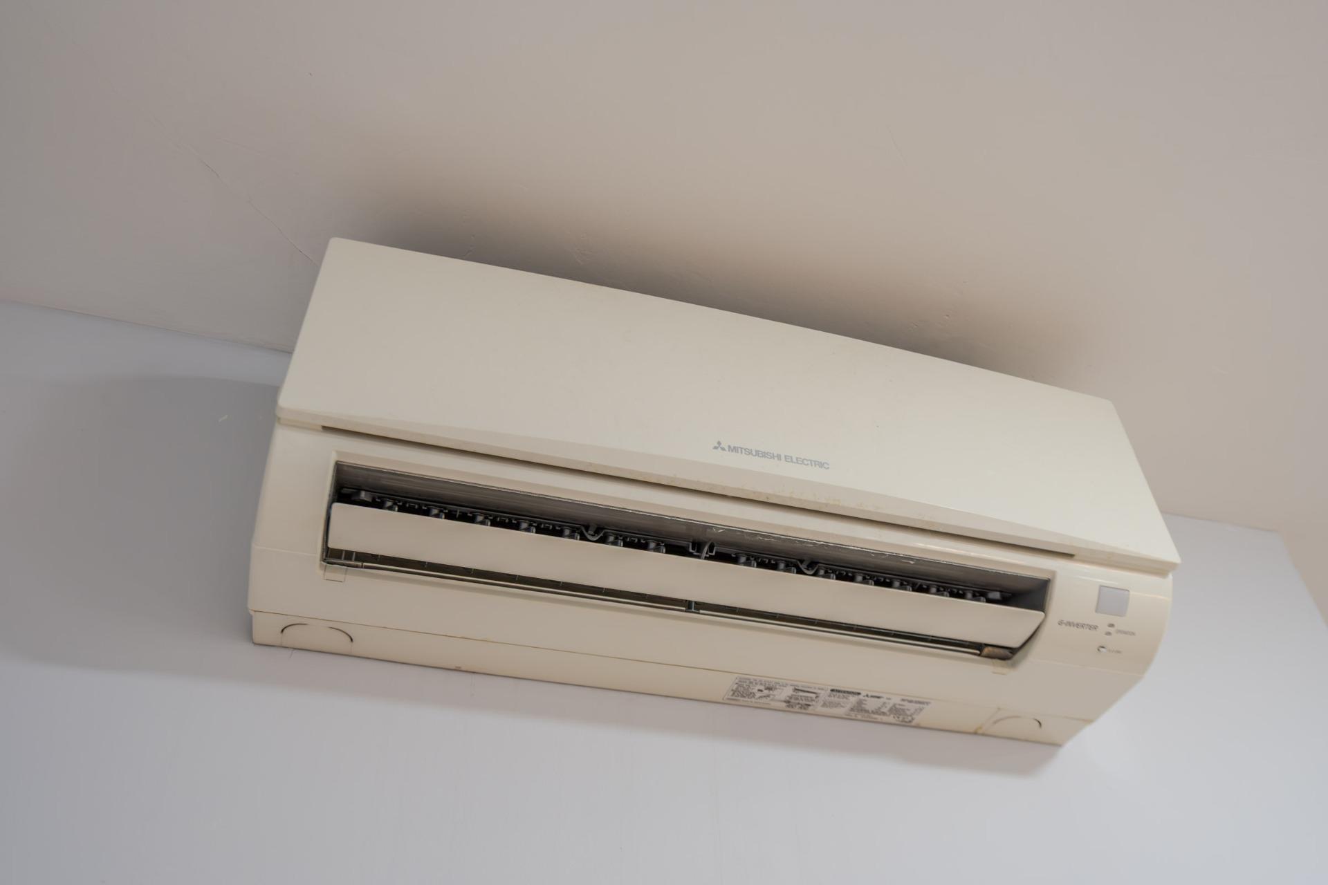 Oficina en venta  calle CADARSO, Madrid  26/34