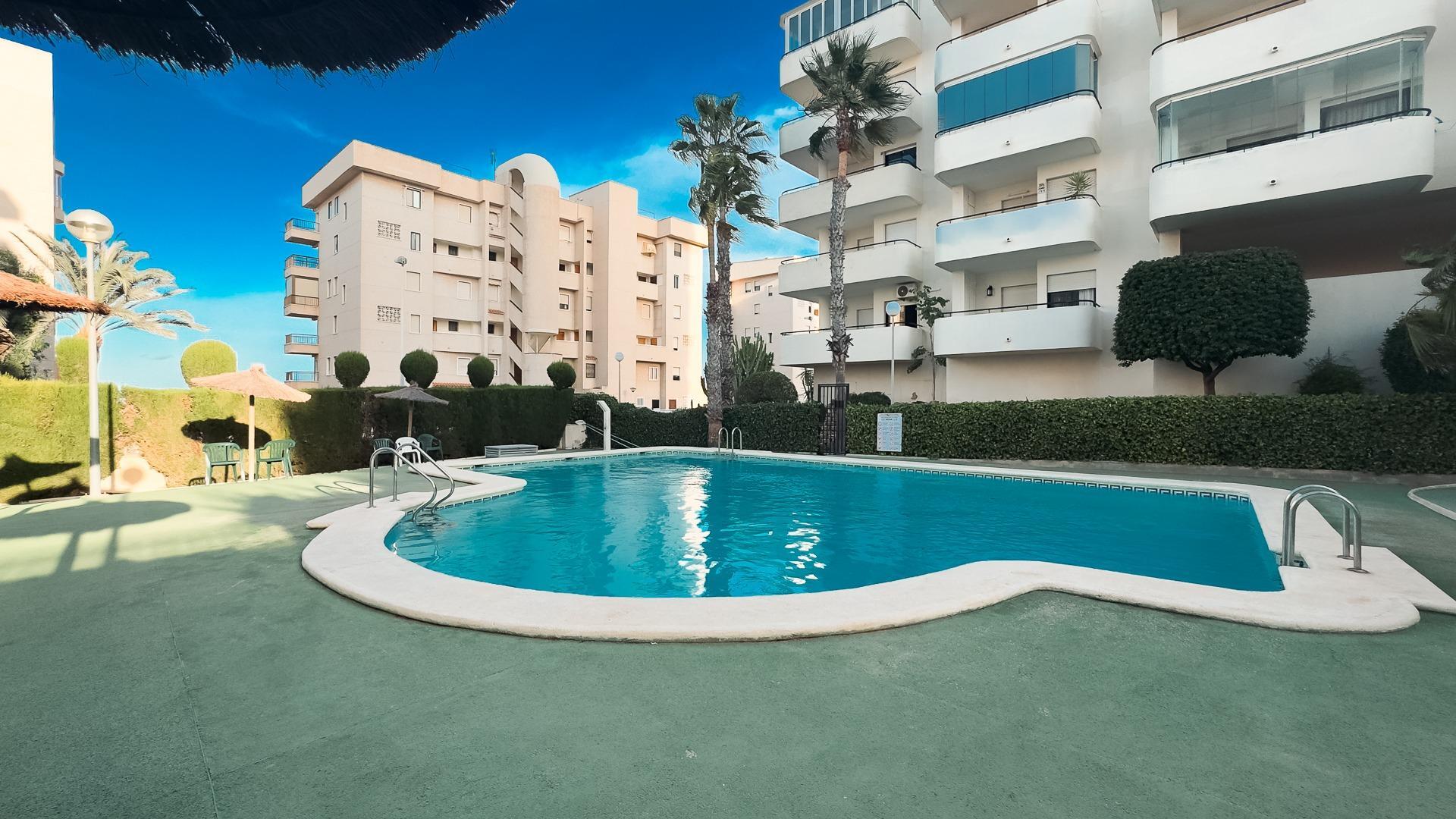 Pisos-Venta-Arenales del Sol-1840929