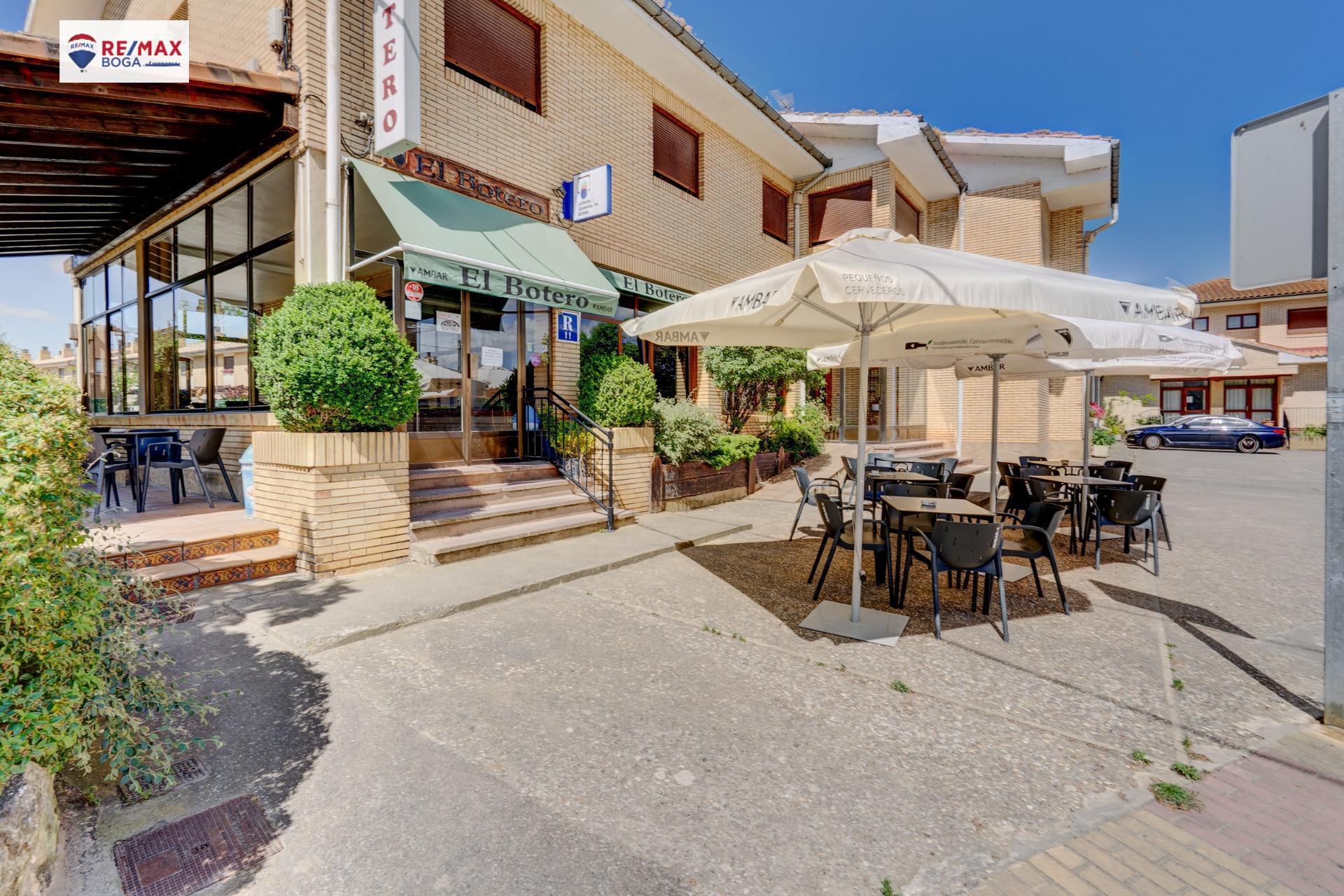 HOSTAL-RESTAURANTE en CUZCURRITA DE RÍO TIRÓN (LA RIOJA)-  EN FUNCIONAMIENTO.