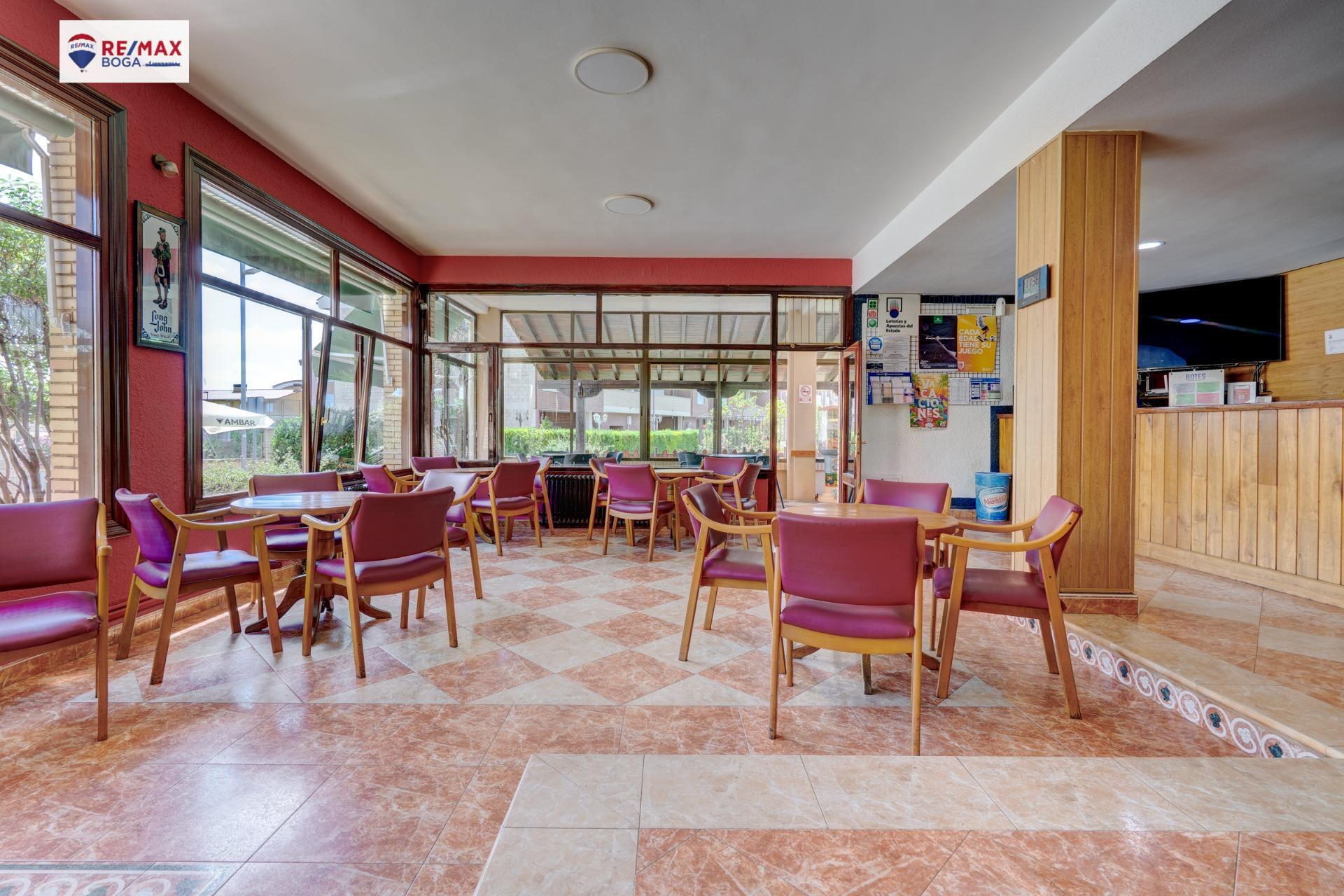 HOSTAL-RESTAURANTE en CUZCURRITA DE RÍO TIRÓN (LA RIOJA)-  EN FUNCIONAMIENTO.
