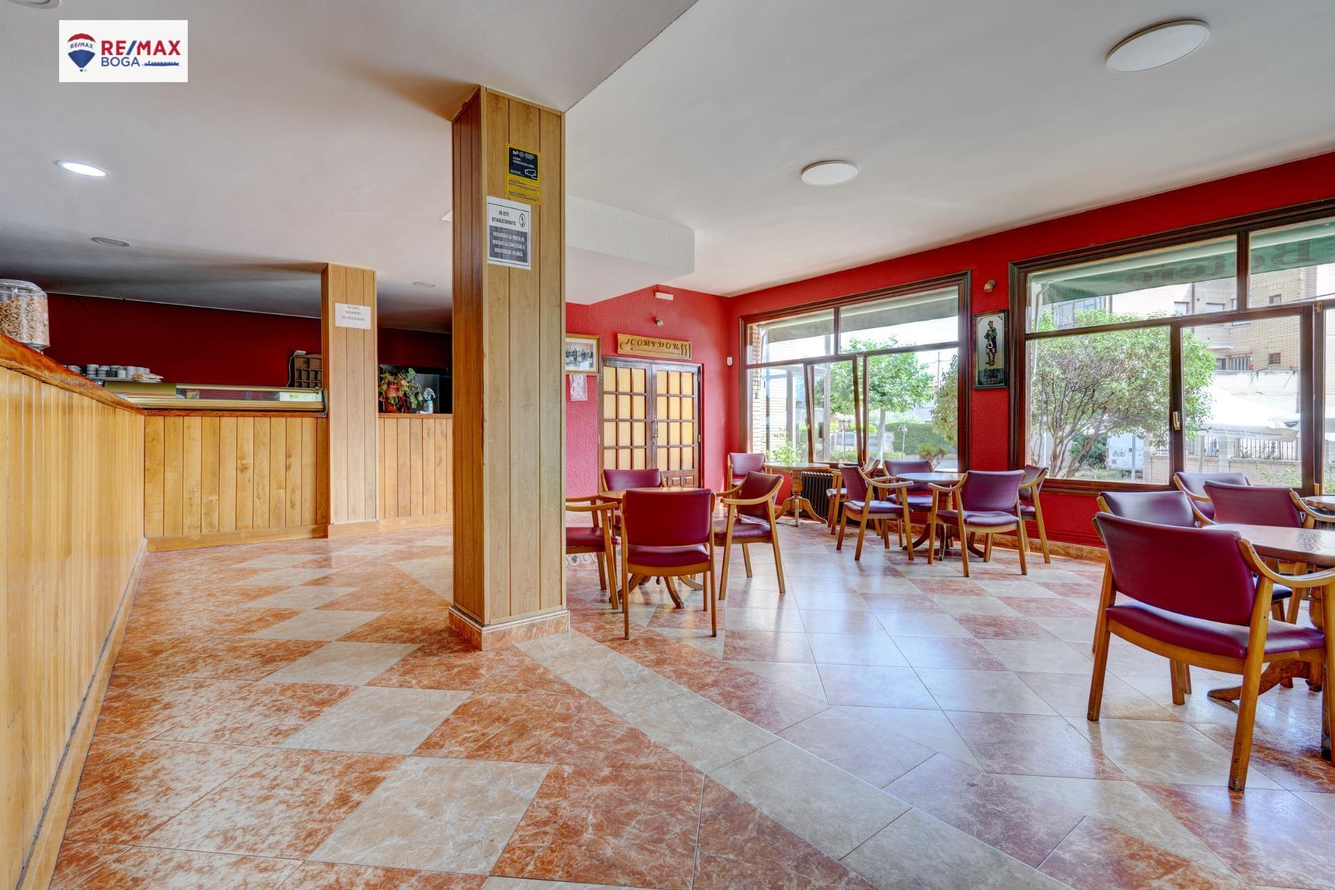 HOSTAL-RESTAURANTE en CUZCURRITA DE RÍO TIRÓN (LA RIOJA)-  EN FUNCIONAMIENTO.