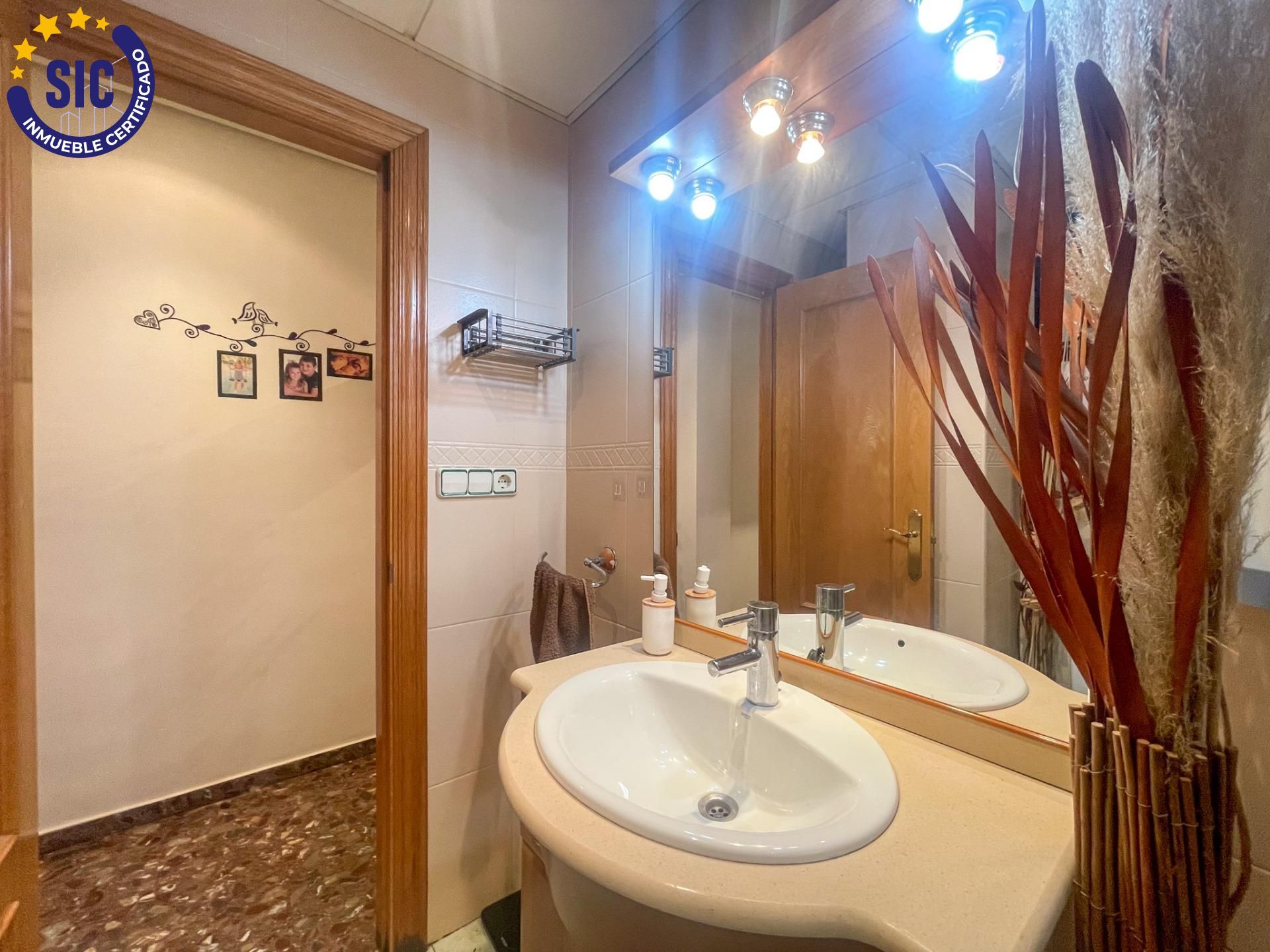Pisos-Venta-Requena-1791728-Foto-35