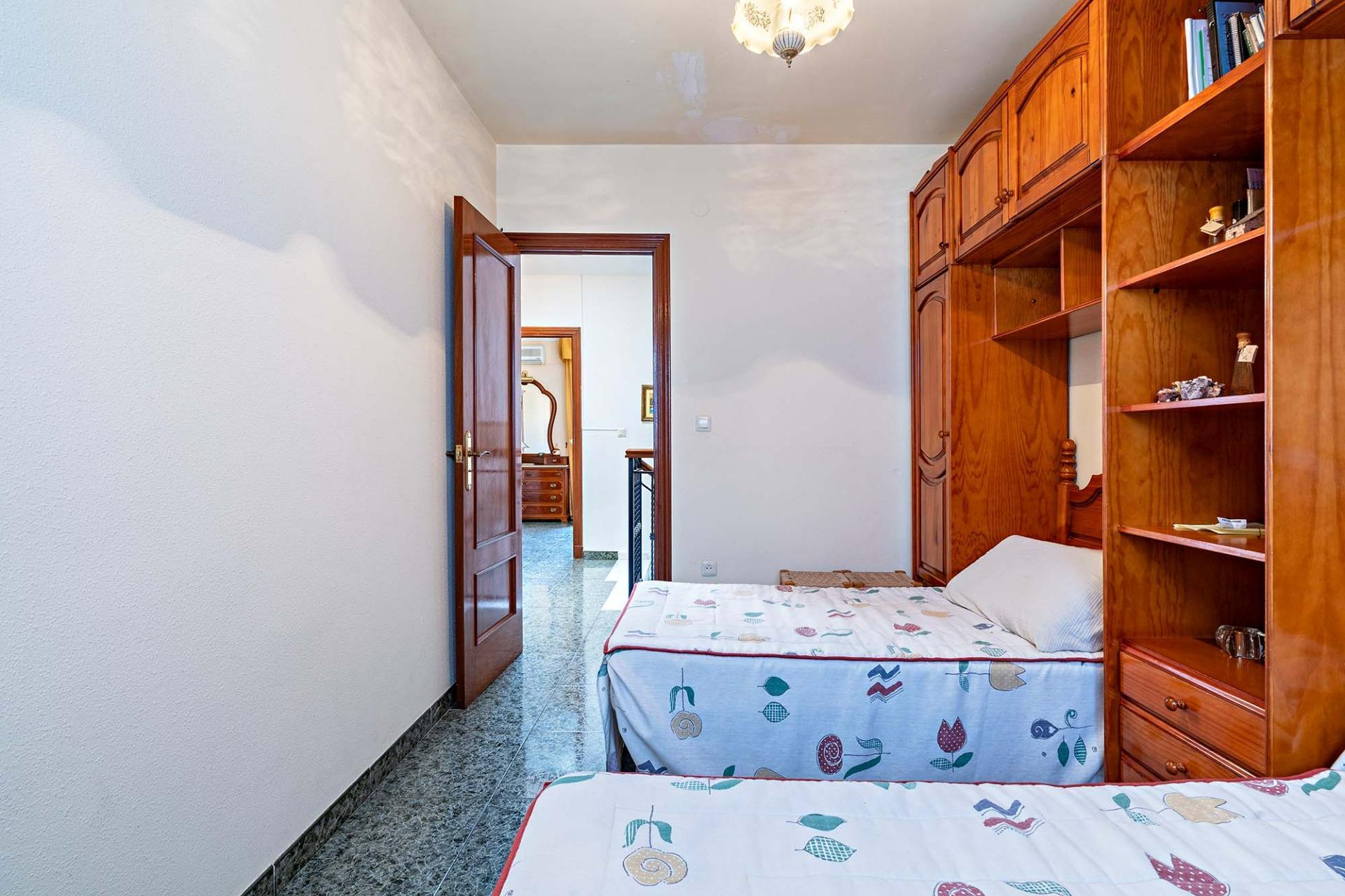 TRÍPLEX CON ALMACÉN DE 74 M2 EN PASEO LAS LOMAS DE EL EJIDO