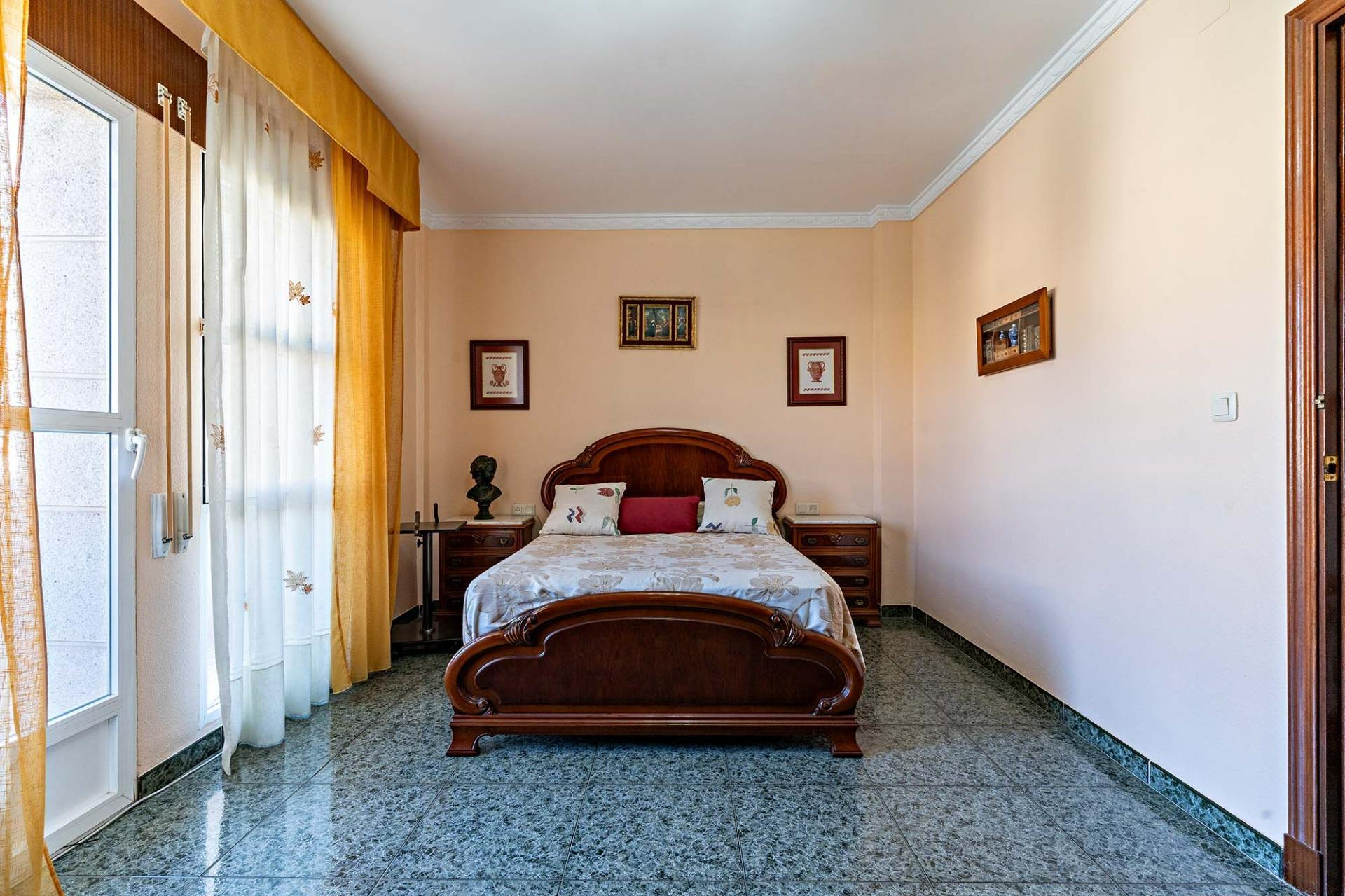 TRÍPLEX CON ALMACÉN DE 74 M2 EN PASEO LAS LOMAS DE EL EJIDO