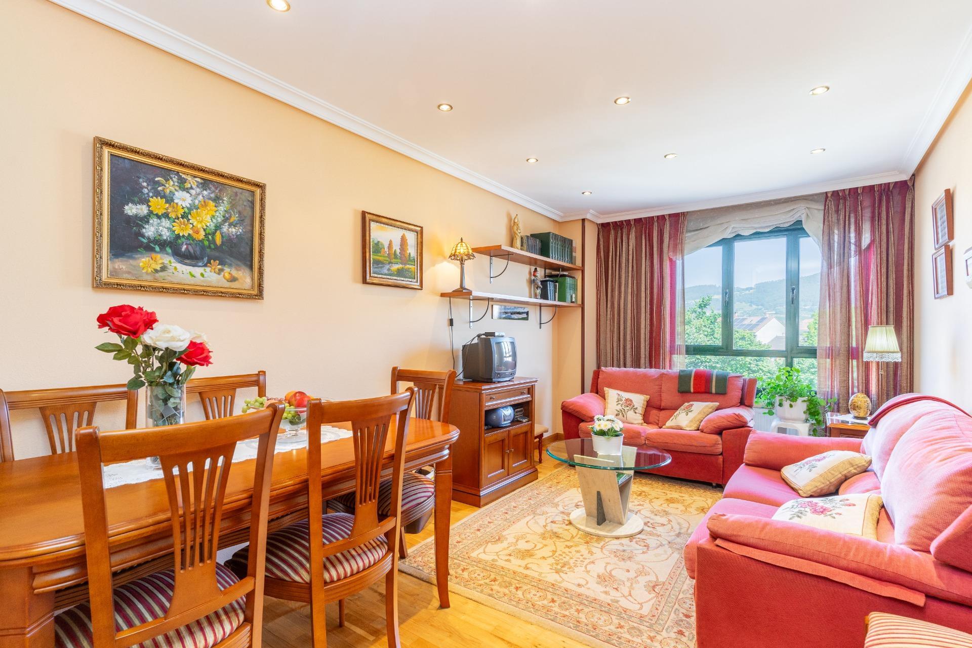 Pisos-Venta-Oviedo-1831755-Foto-2