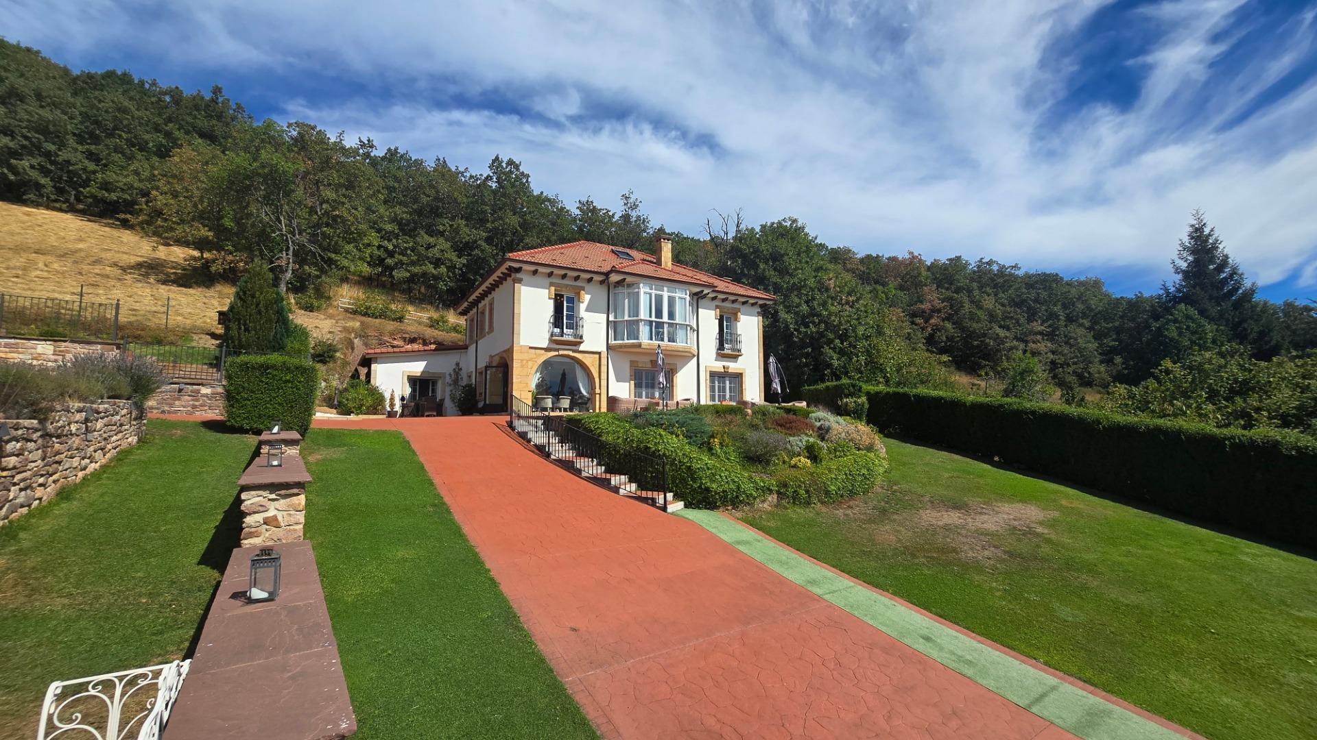 Pisos-Venta-Hermandad de Campoo de Suso-1846056-Foto-2