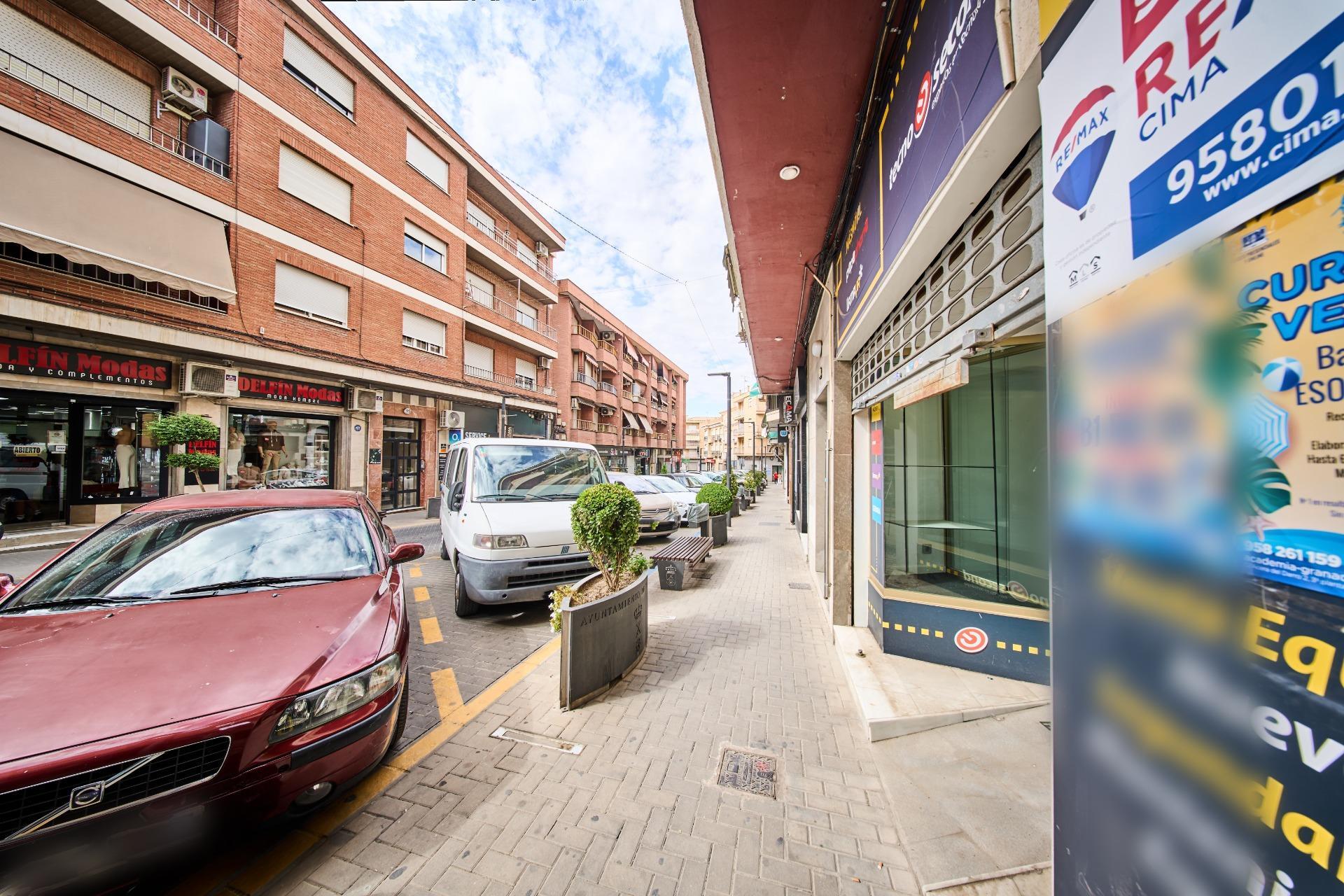 Business in Maracena